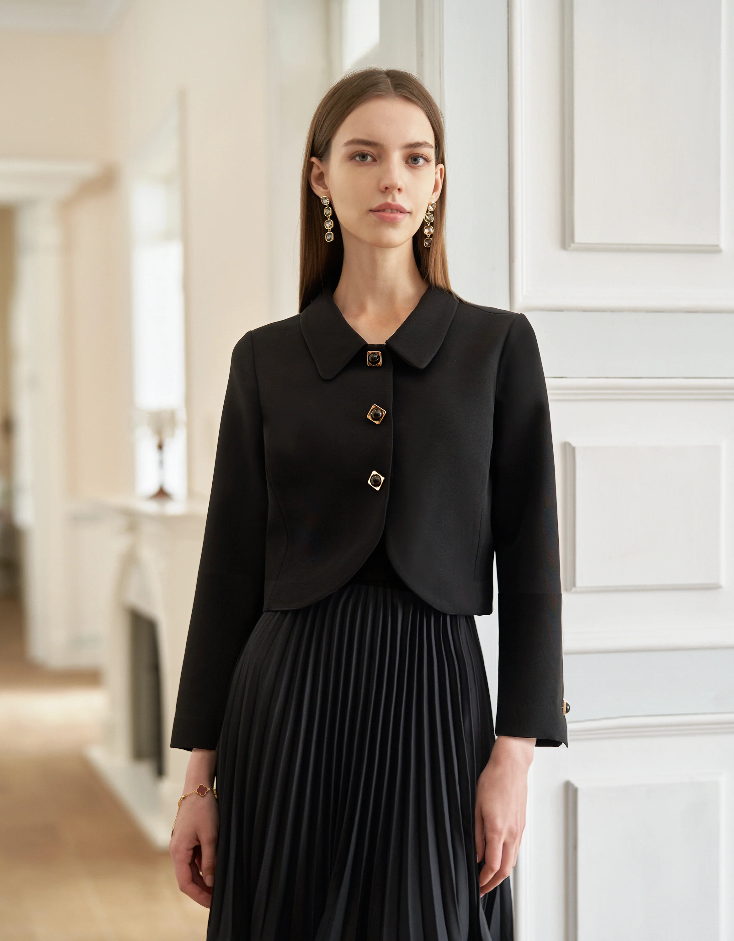 3/4 Sleeve Cropped Blazer - Image 2