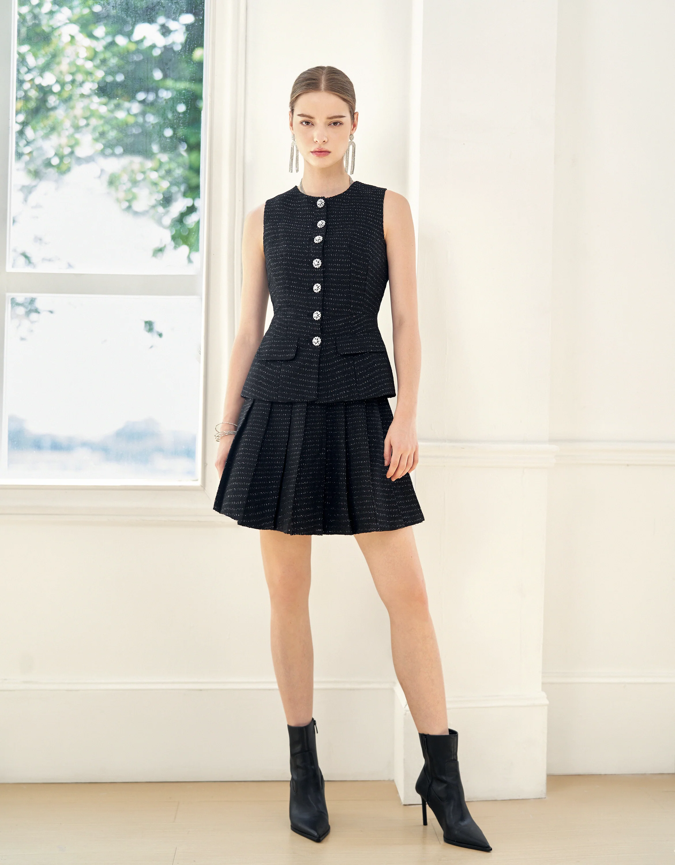 A-line Pleated Tweed Skirt - Image 3