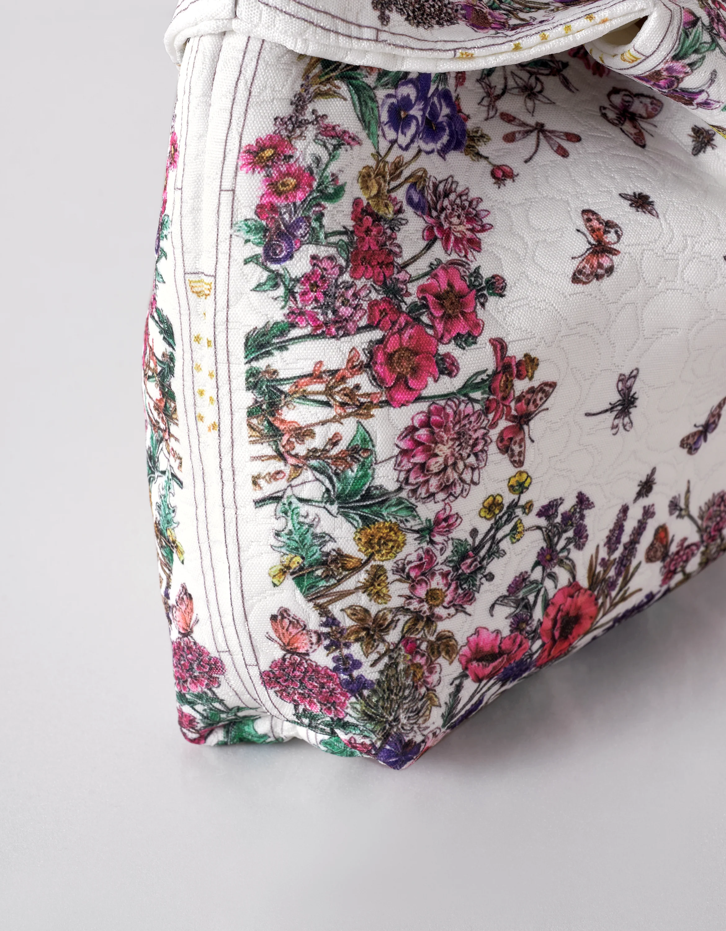 Botanical Print Reversible Hand Bag - Image 7