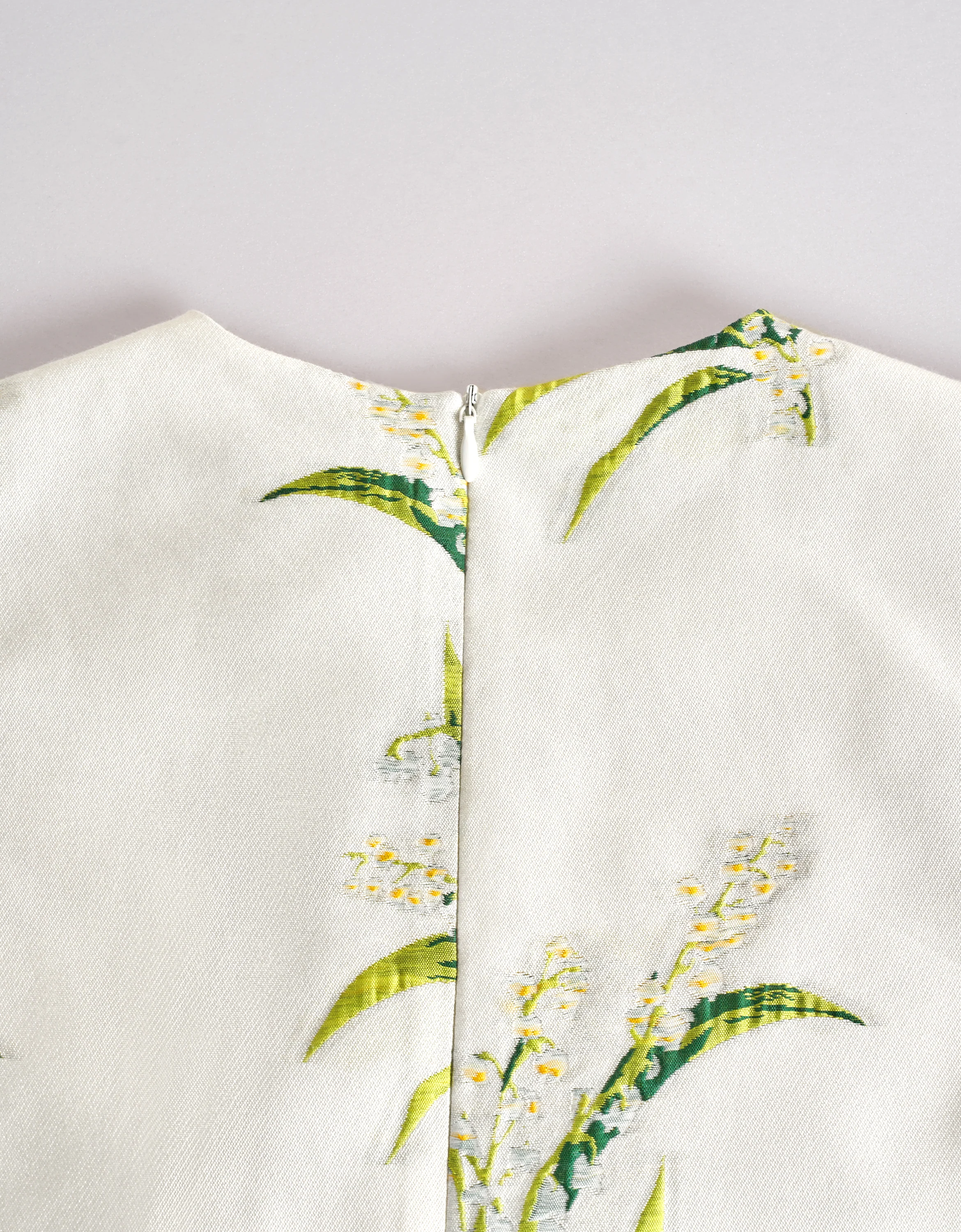 Botanical Print Round Neck Sleeveless Jacquard Dress - Image 8