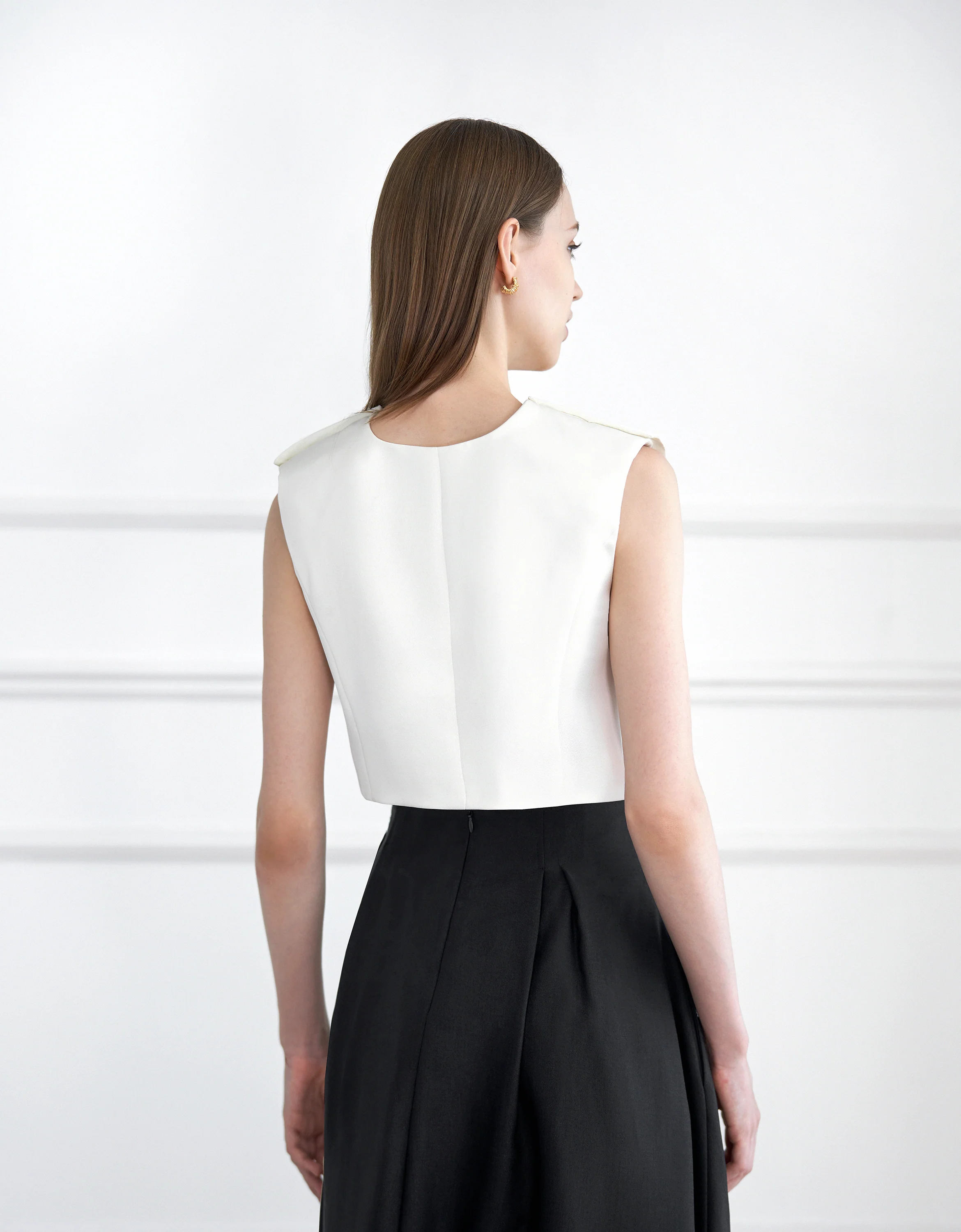Bow Front Sleeveless Top - Image 16