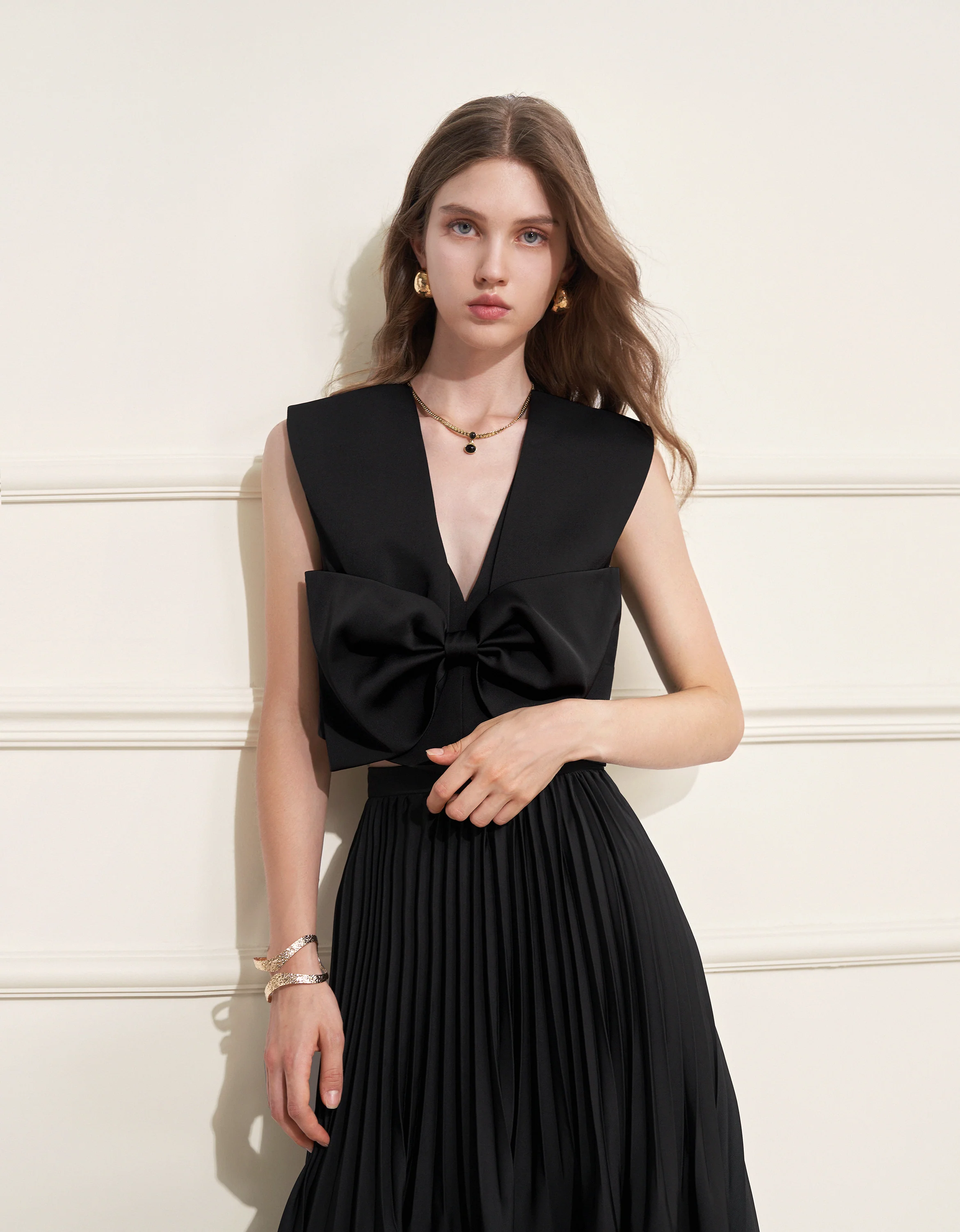 Bow Front Sleeveless Top - Image 25
