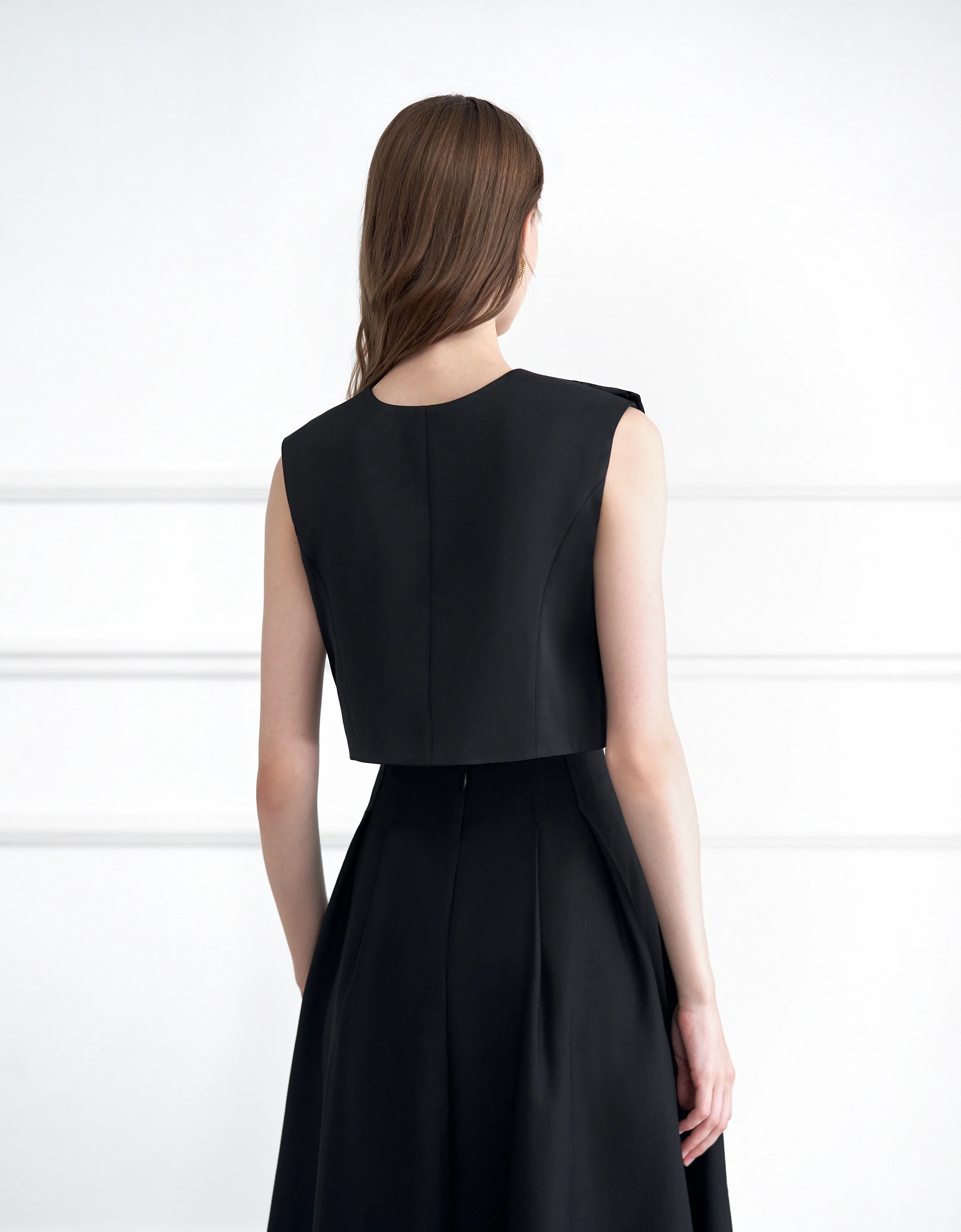 Bow Front Sleeveless Top - Image 34