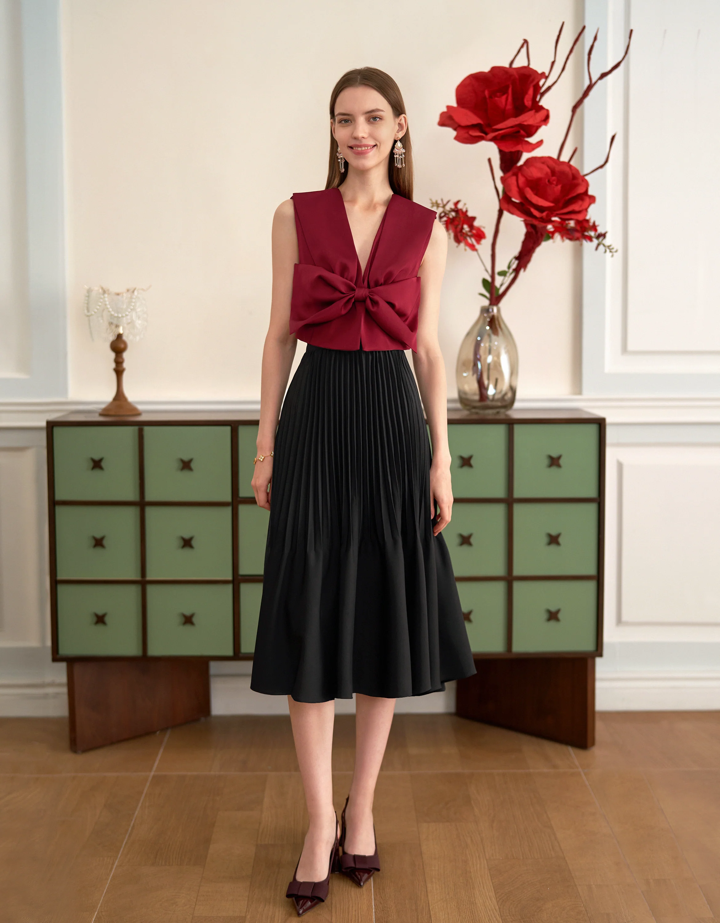 Bow Front Sleeveless Top - Image 4