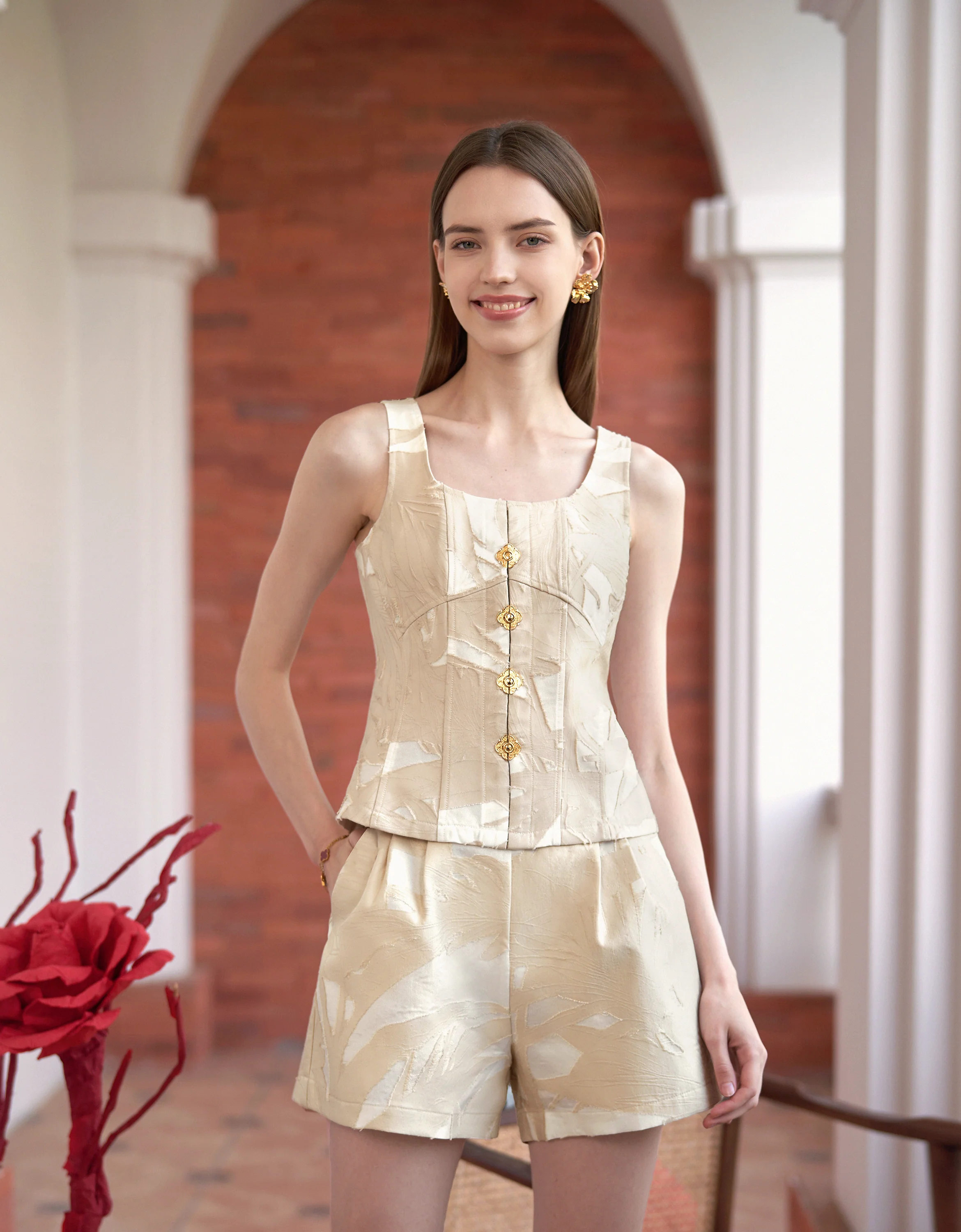 Burnished Texture Square Neck Sleeveless Top - Image 5