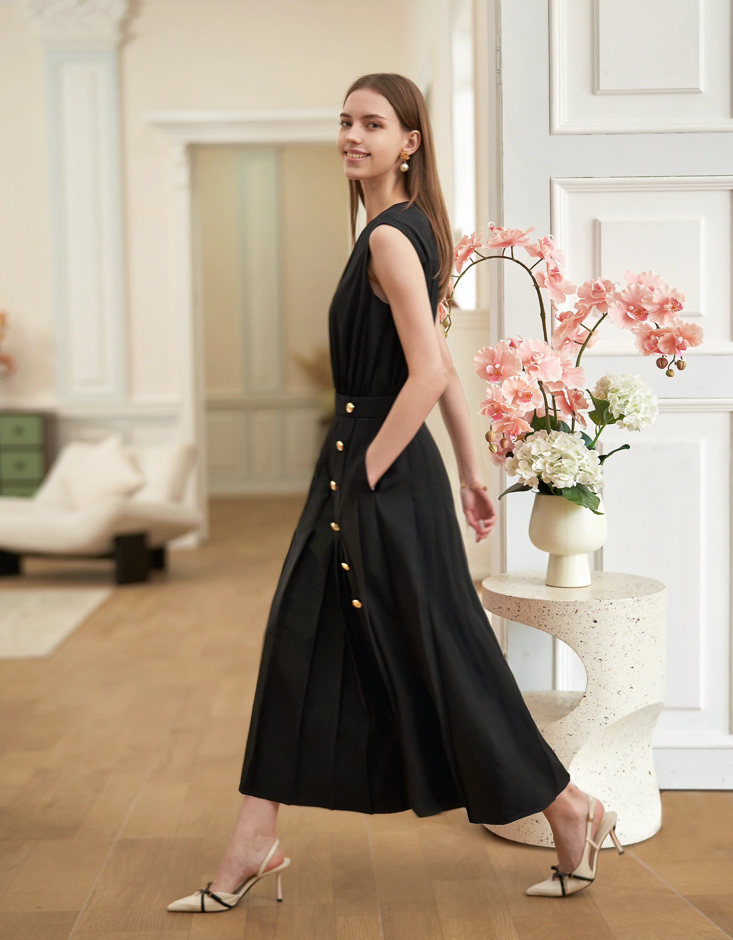 Button Detail Round Neck Pleated Dress - Image 2