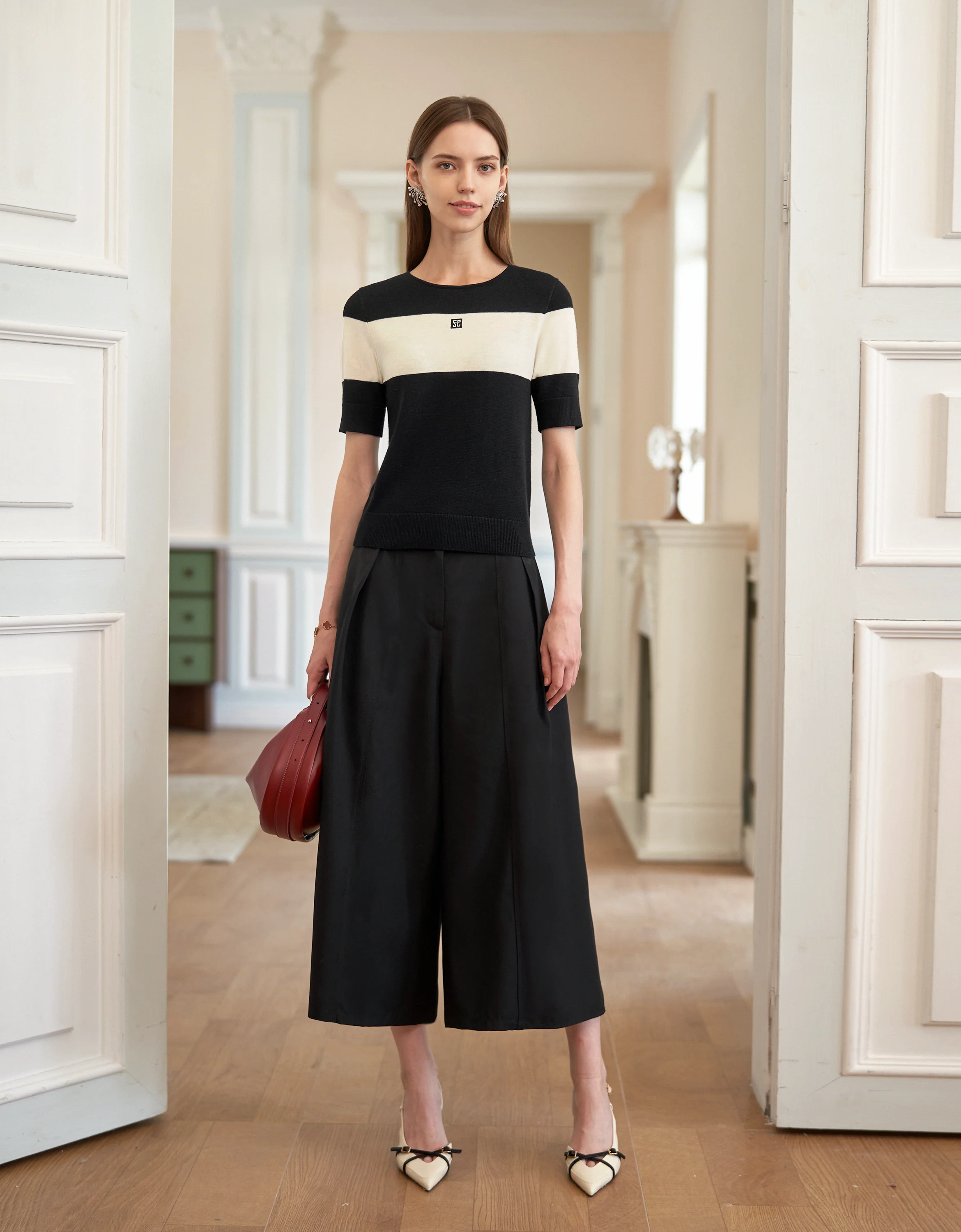 Colorblock Short Sleeve Knitted Logo Top - Image 2