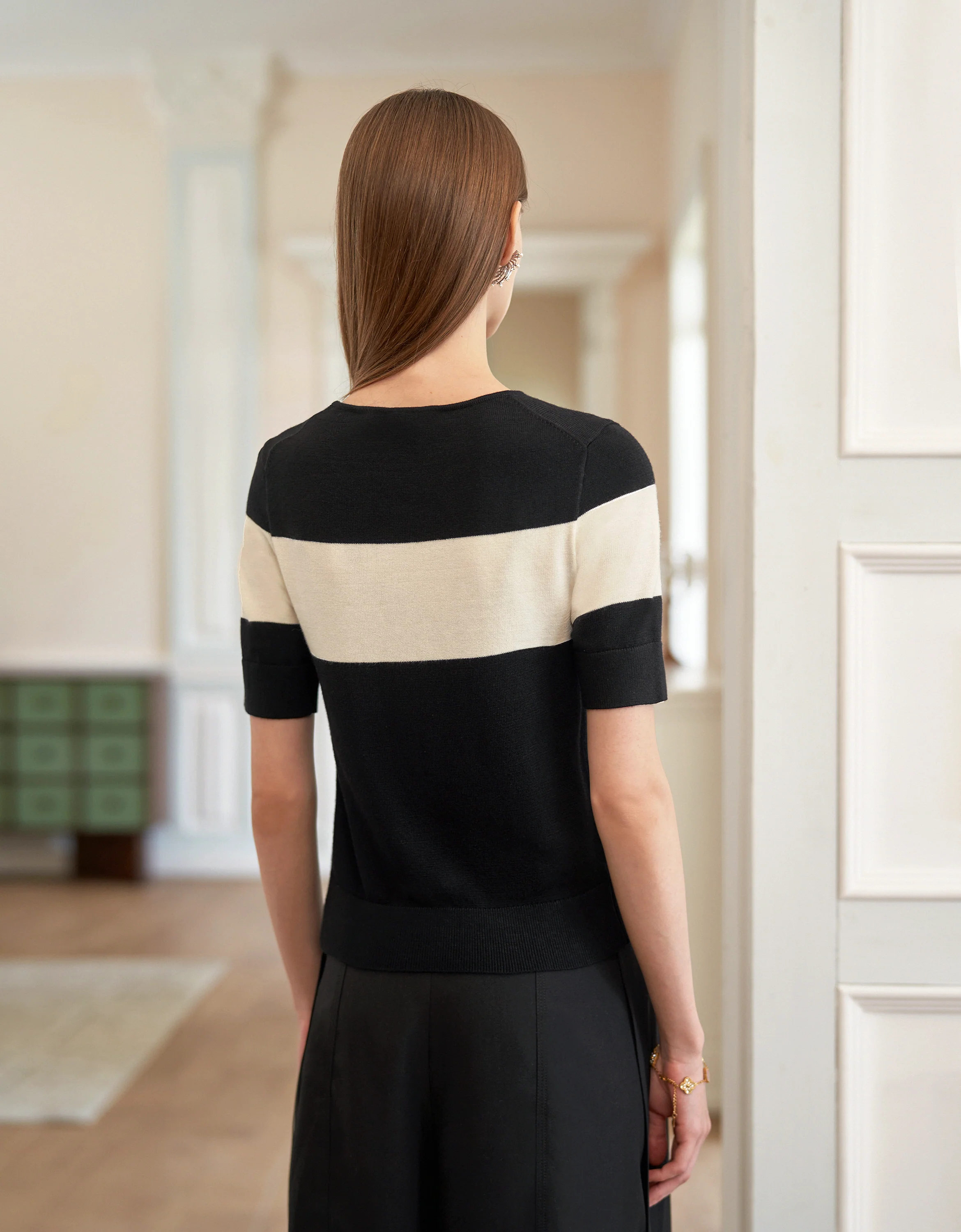 Colorblock Short Sleeve Knitted Logo Top - Image 3