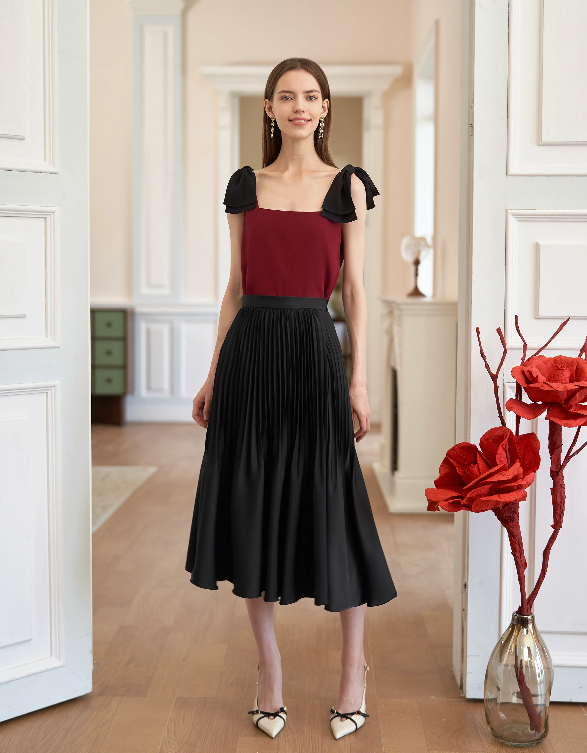 Contrast Bow Straps Square Neck Top - Image 2