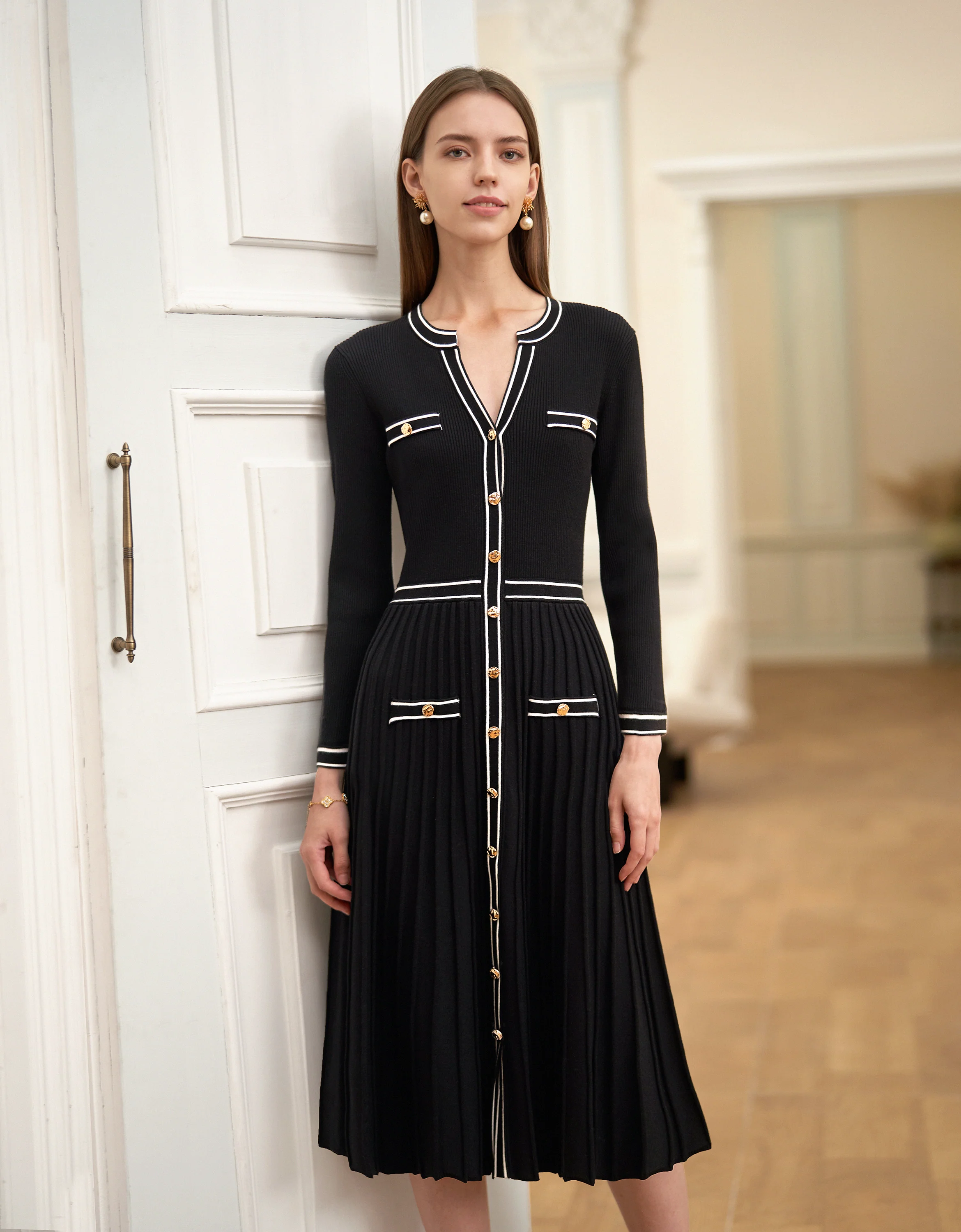 Contrast Trims Long Sleeve Pleated Midi Dress - Image 2