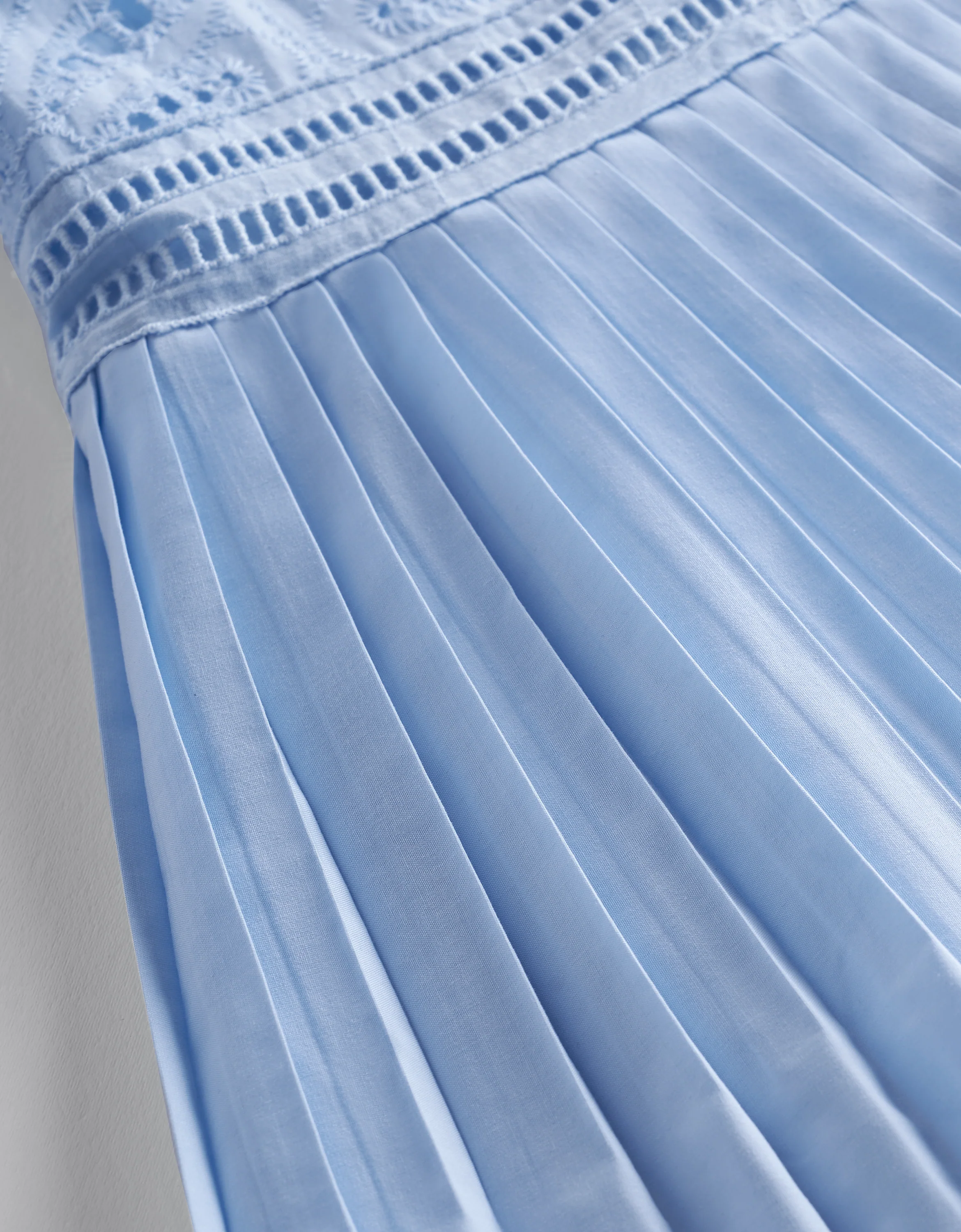 Cutwork Embroidery Pleated Dress - Image 21