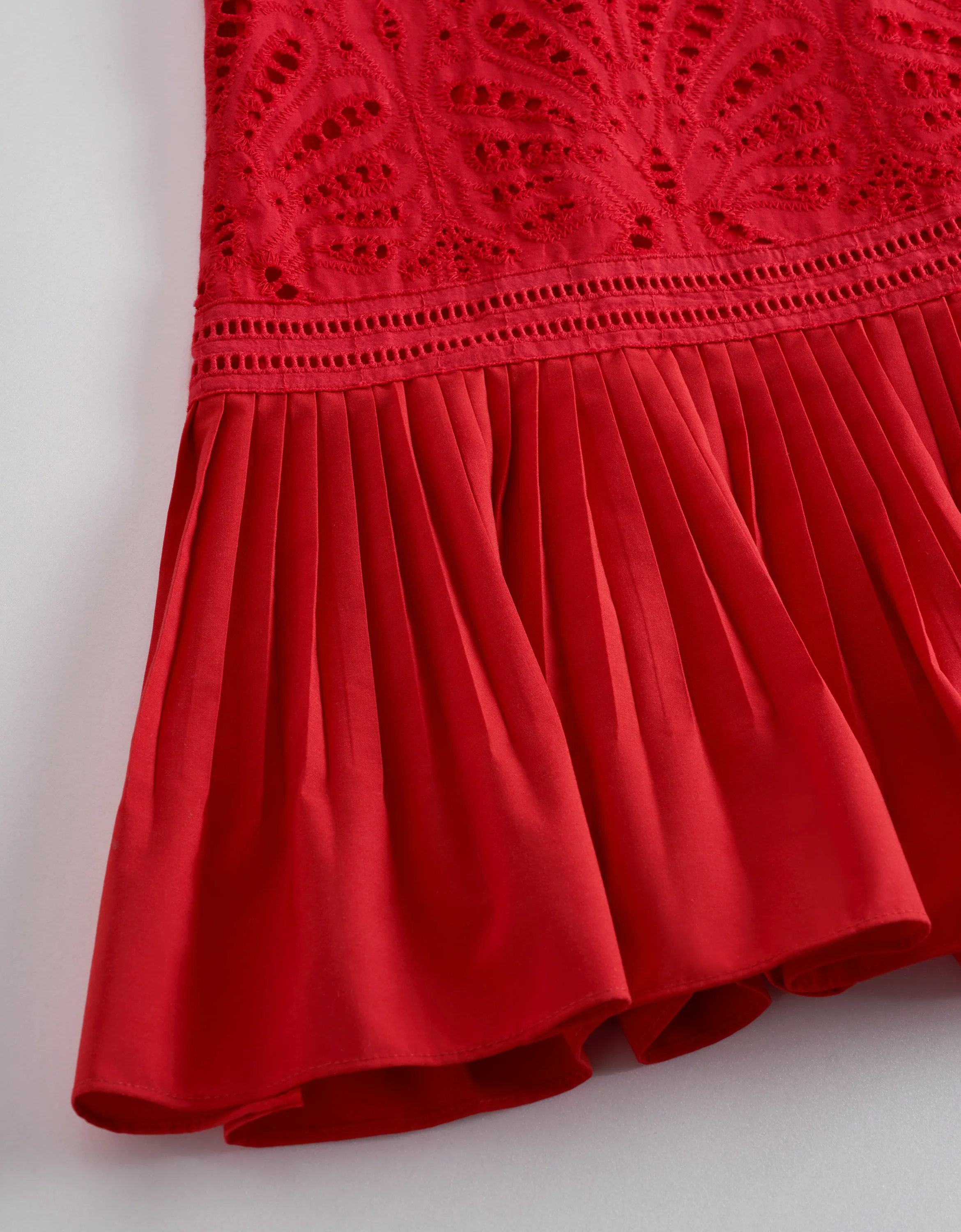 Cutwork Embroidery Pleated Dress - Image 5