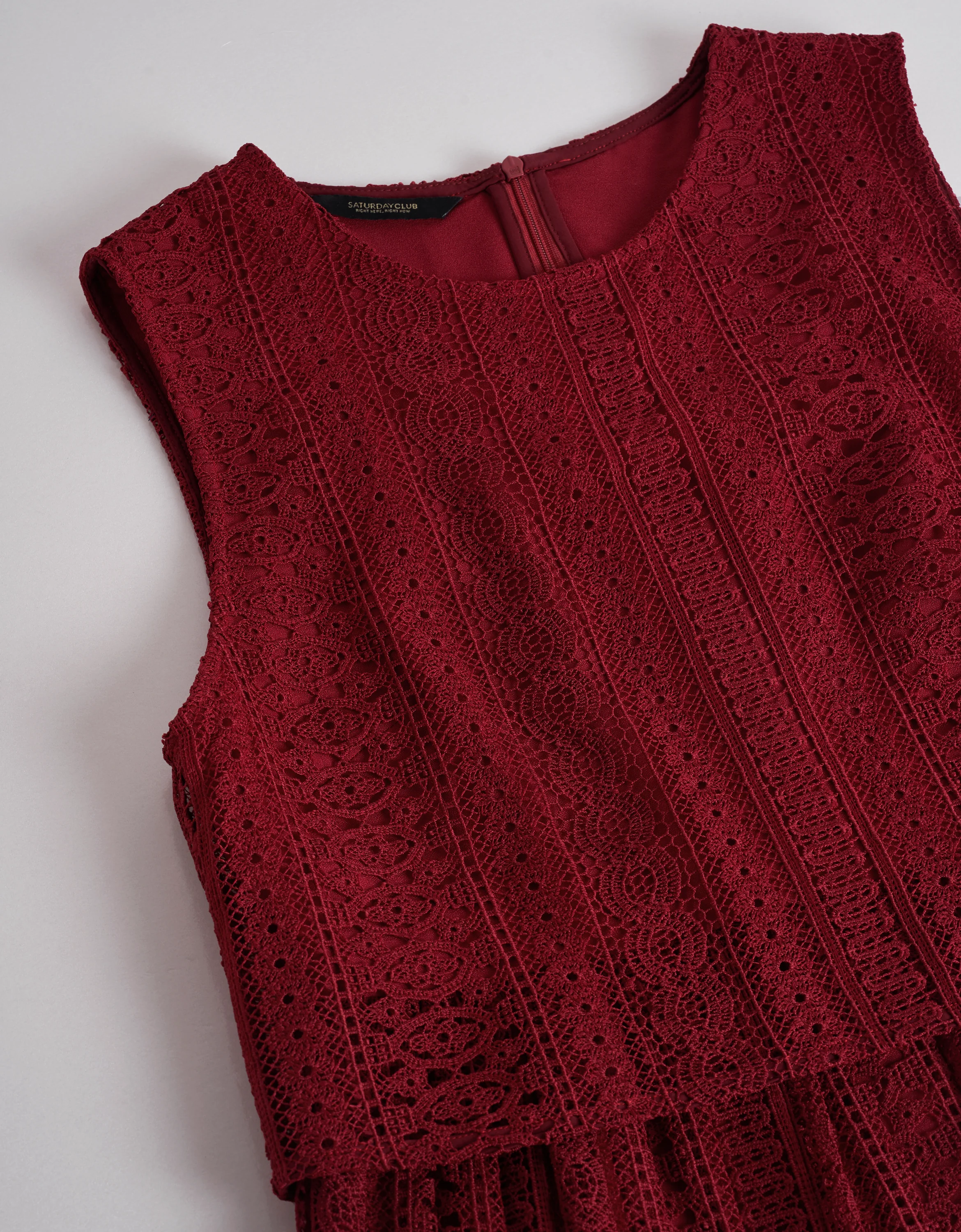 Cutwork Embroidery Round Neck Pleated Dress - Image 6