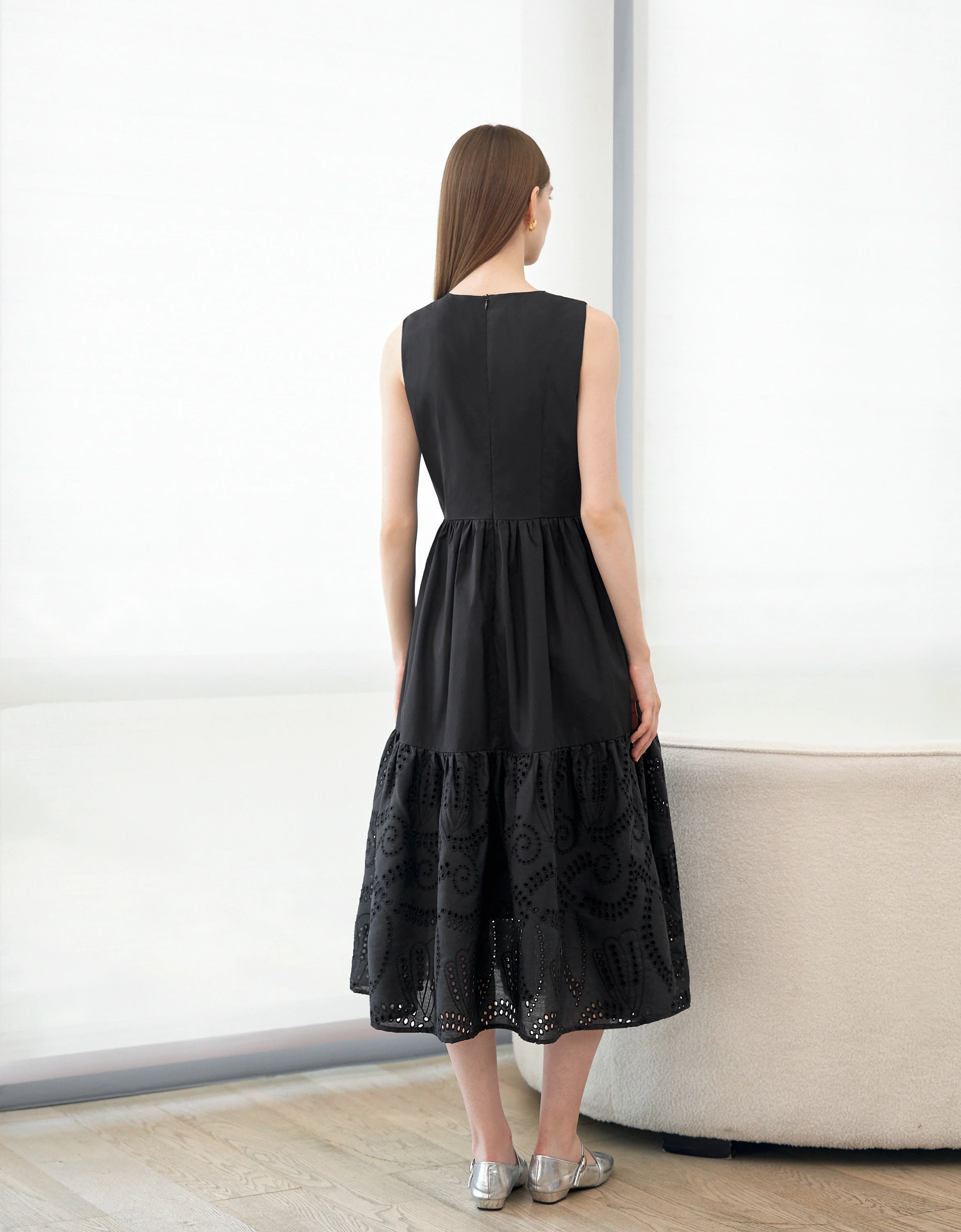 Embroidered Skirt Button Front Sleeveless Dress - Image 11