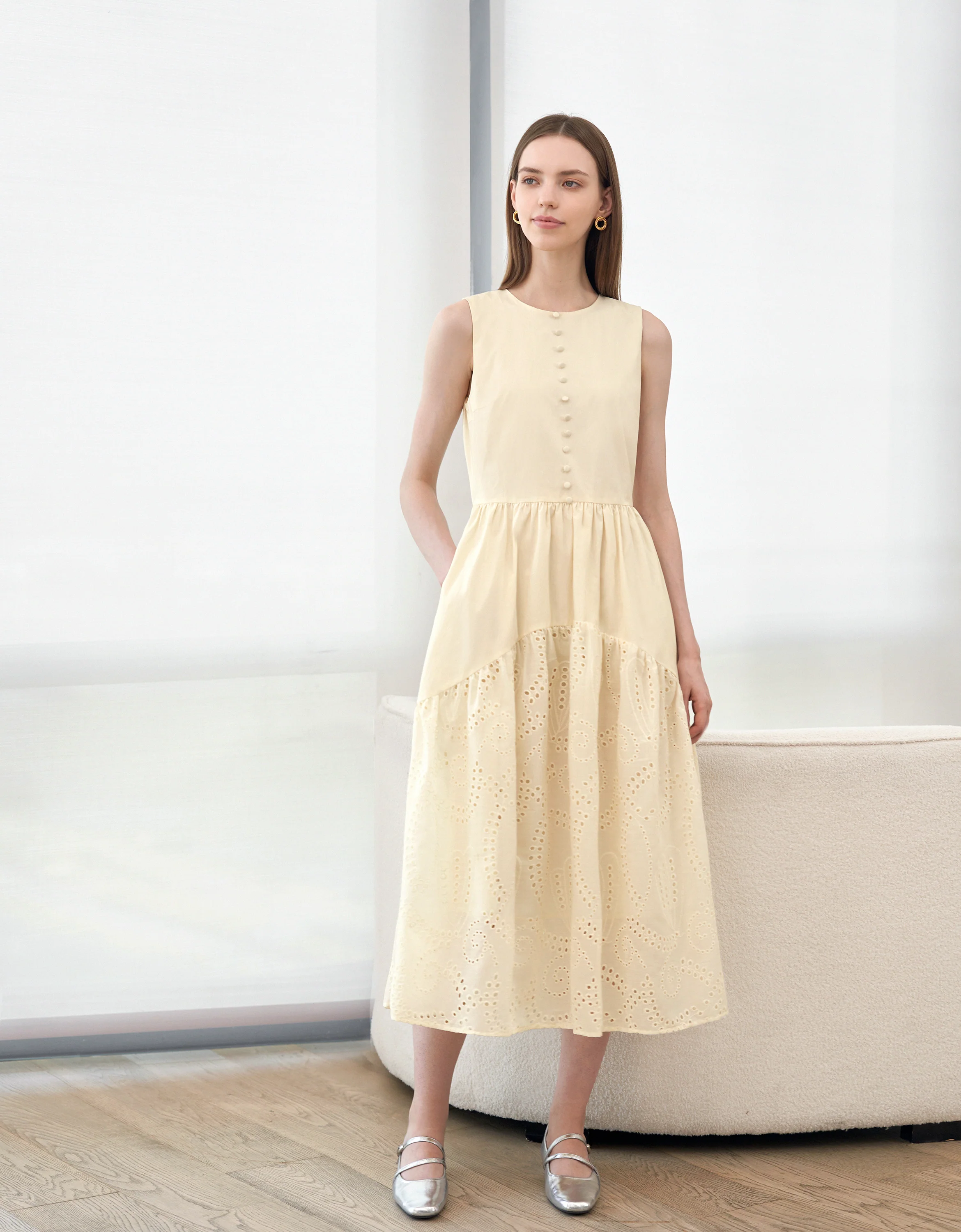 Embroidered Skirt Button Front Sleeveless Dress - Image 7
