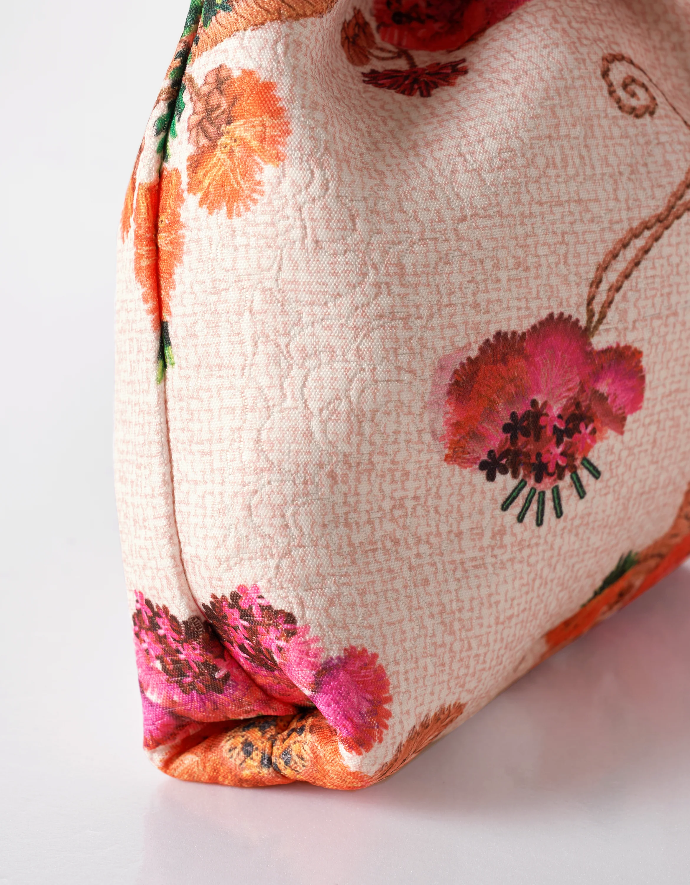 Exclusive Floral Print Hand Bag - Image 7