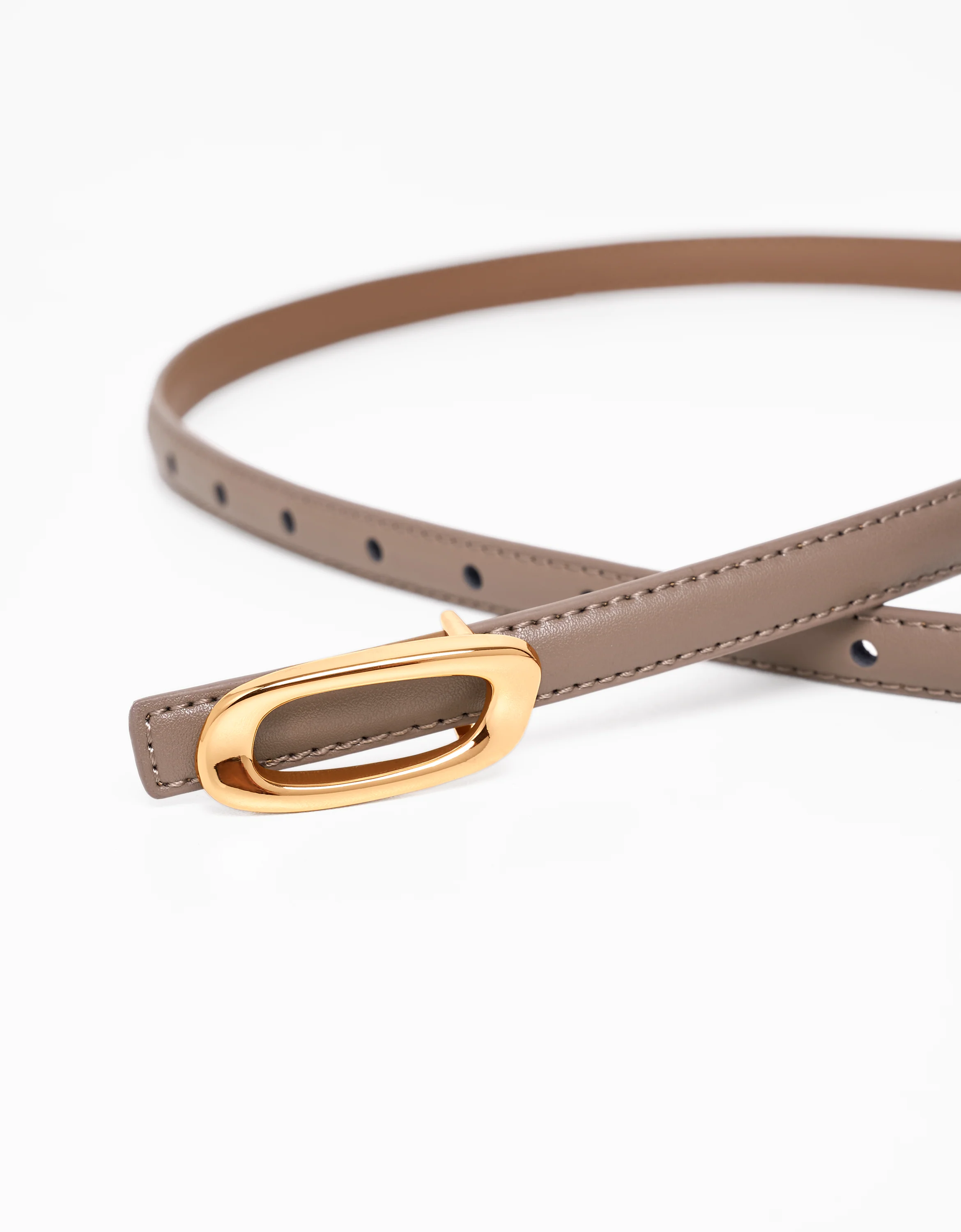 Flat Oval Buckle Thin Leather Belt - Image 12