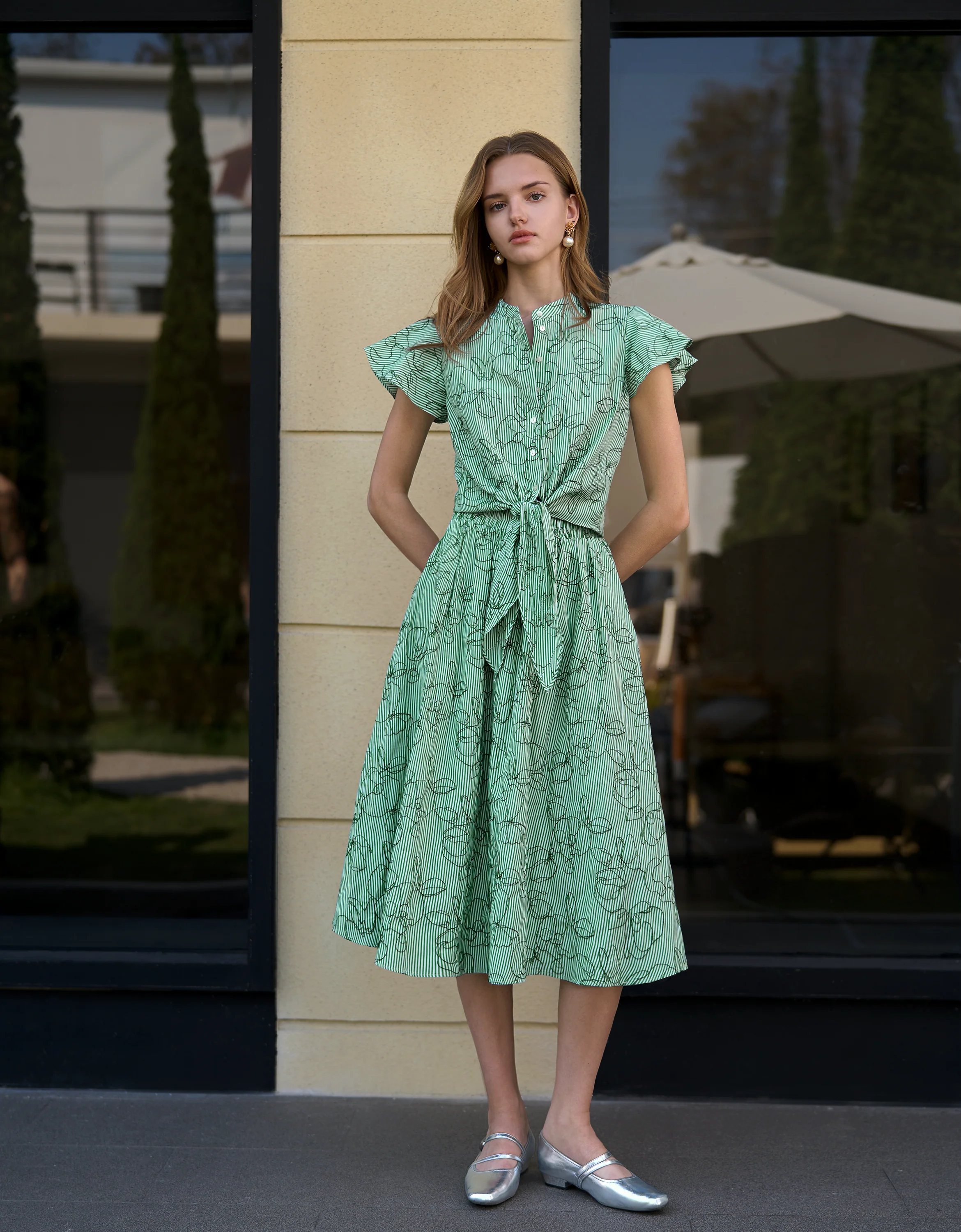 Floral Embroidery Striped Midi Skirt