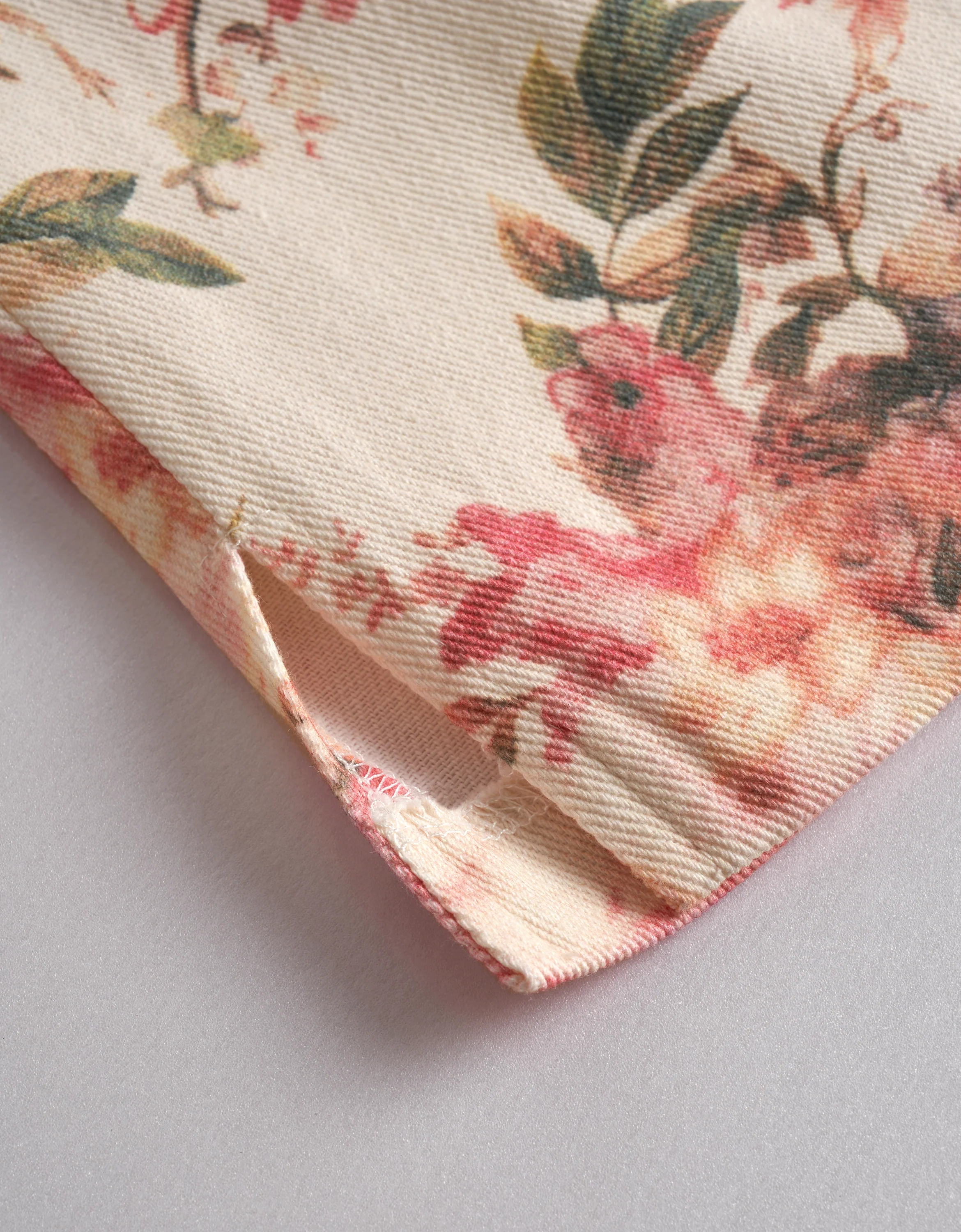 Floral Print Sleeveless Top - Image 7