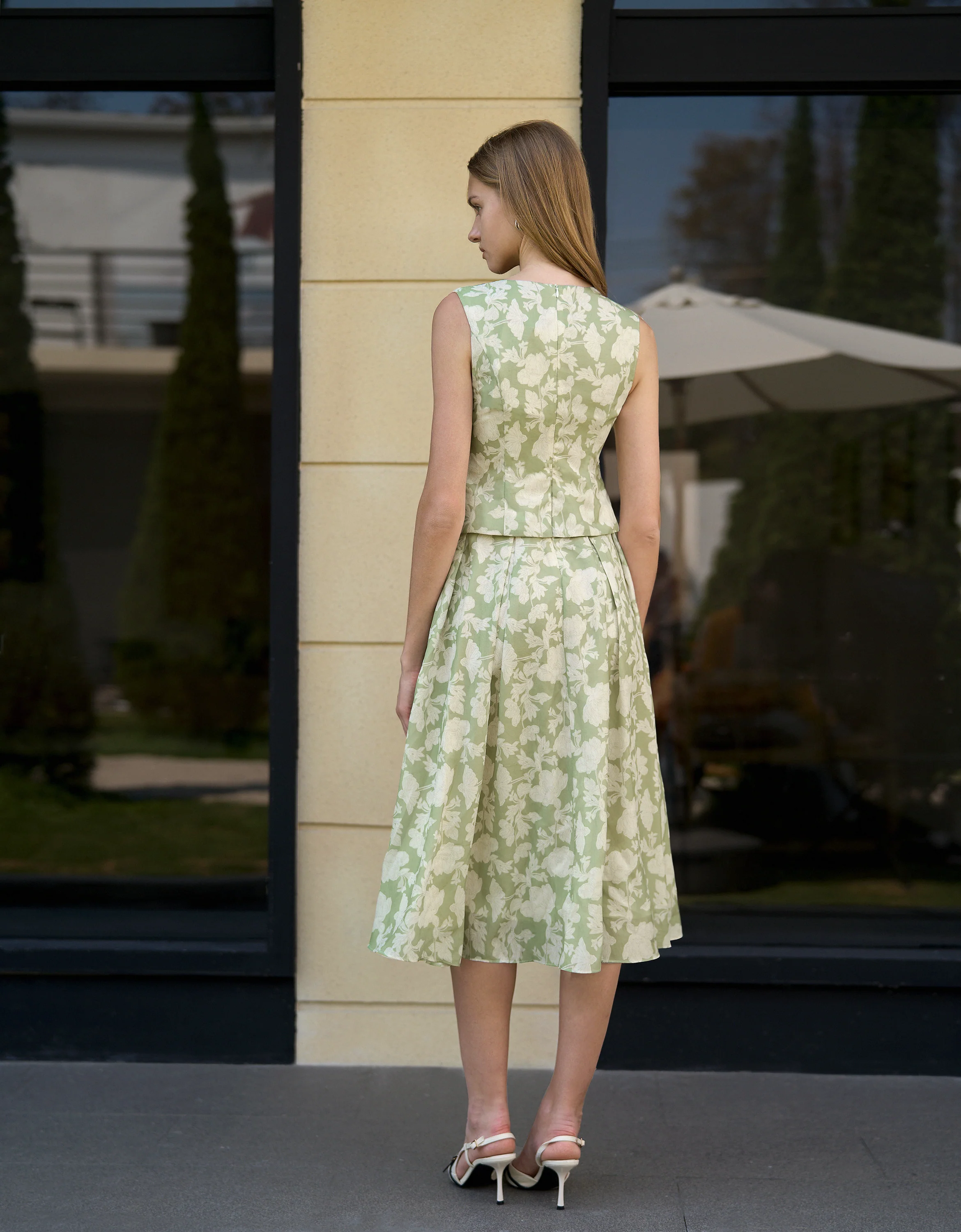 Floral Print Sleeveless Vest Midi Dress - Image 4