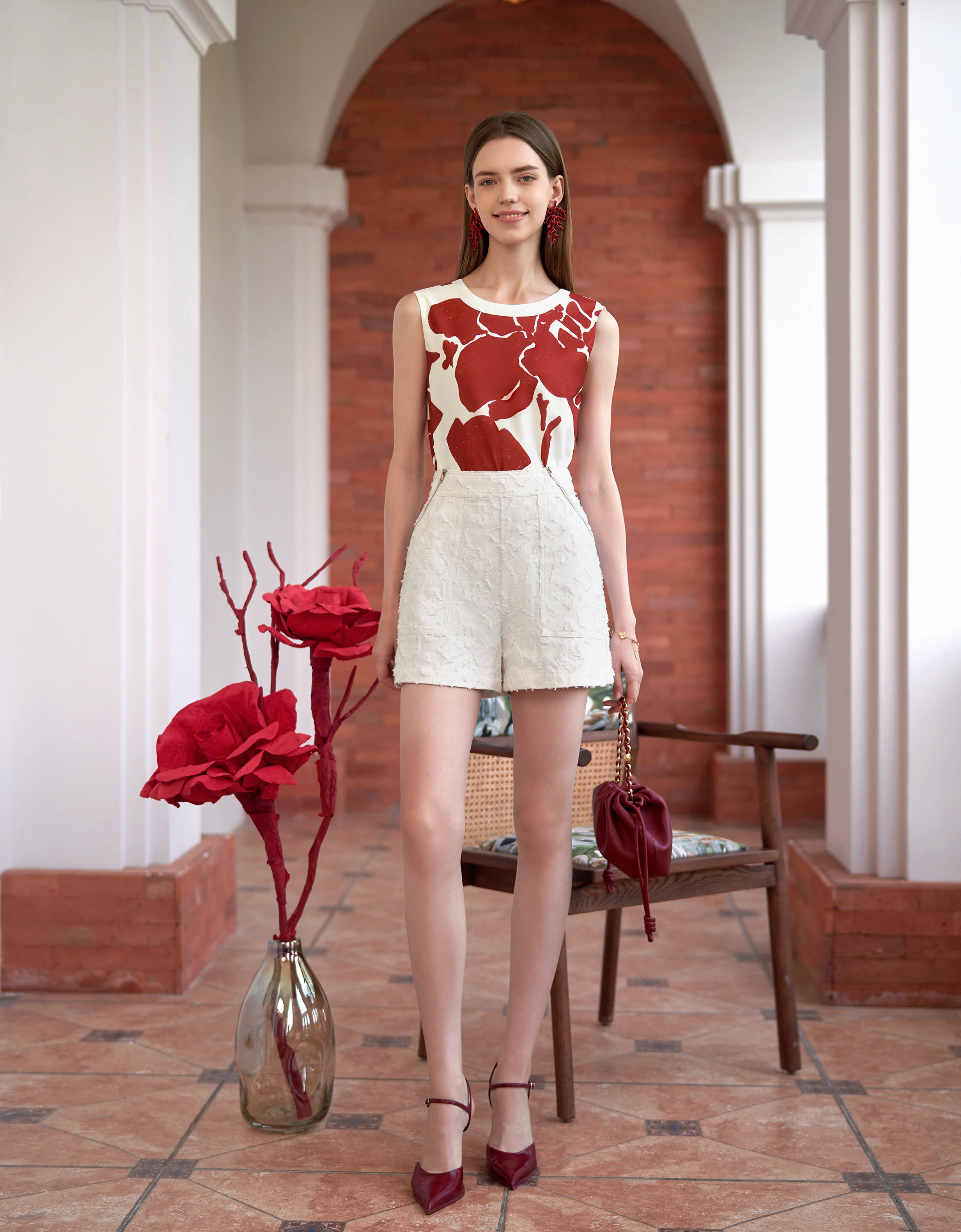 Geometric Floral Print Sleeveless Top - Image 2