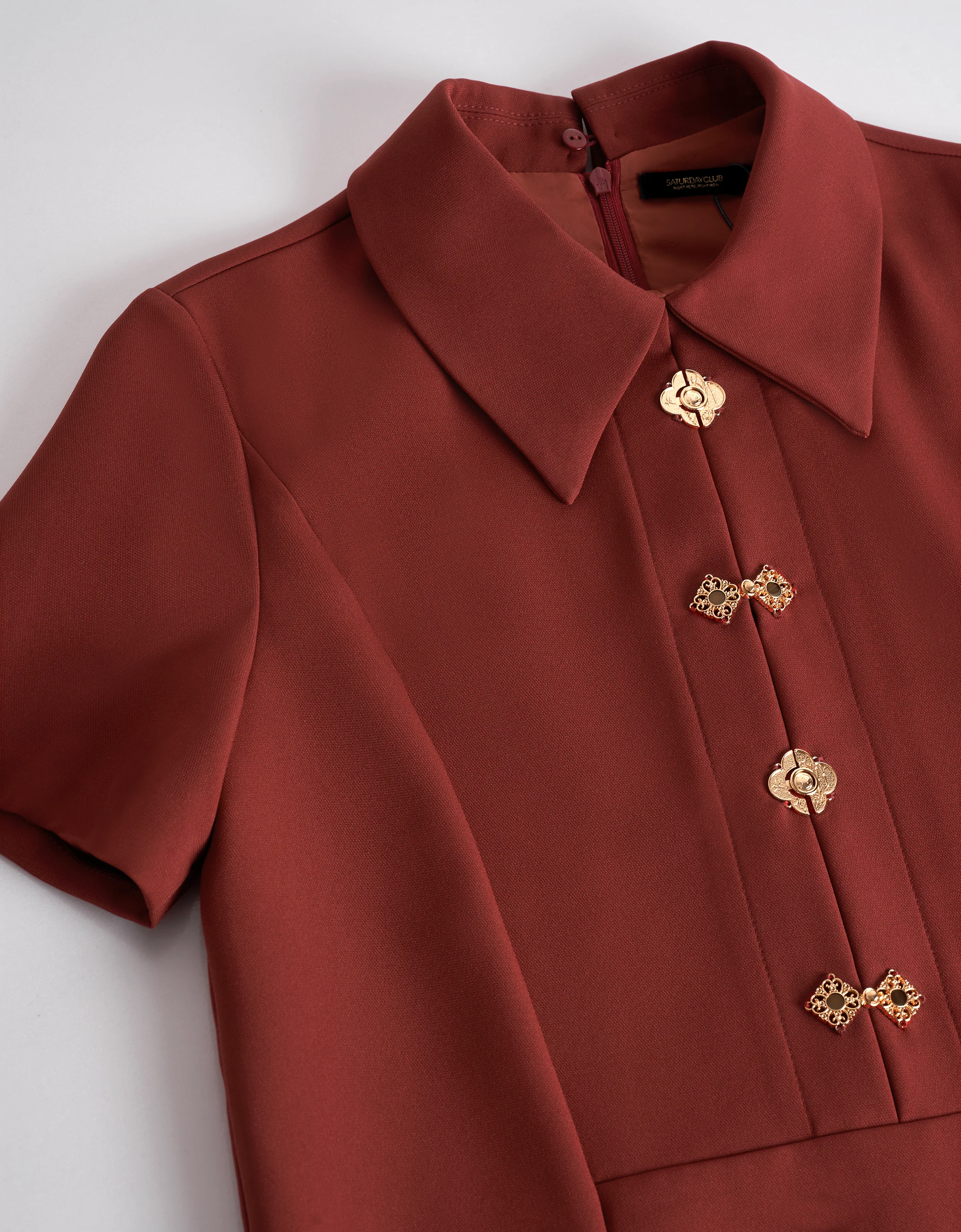 Intricate Button Collared Shift Dress - Image 4