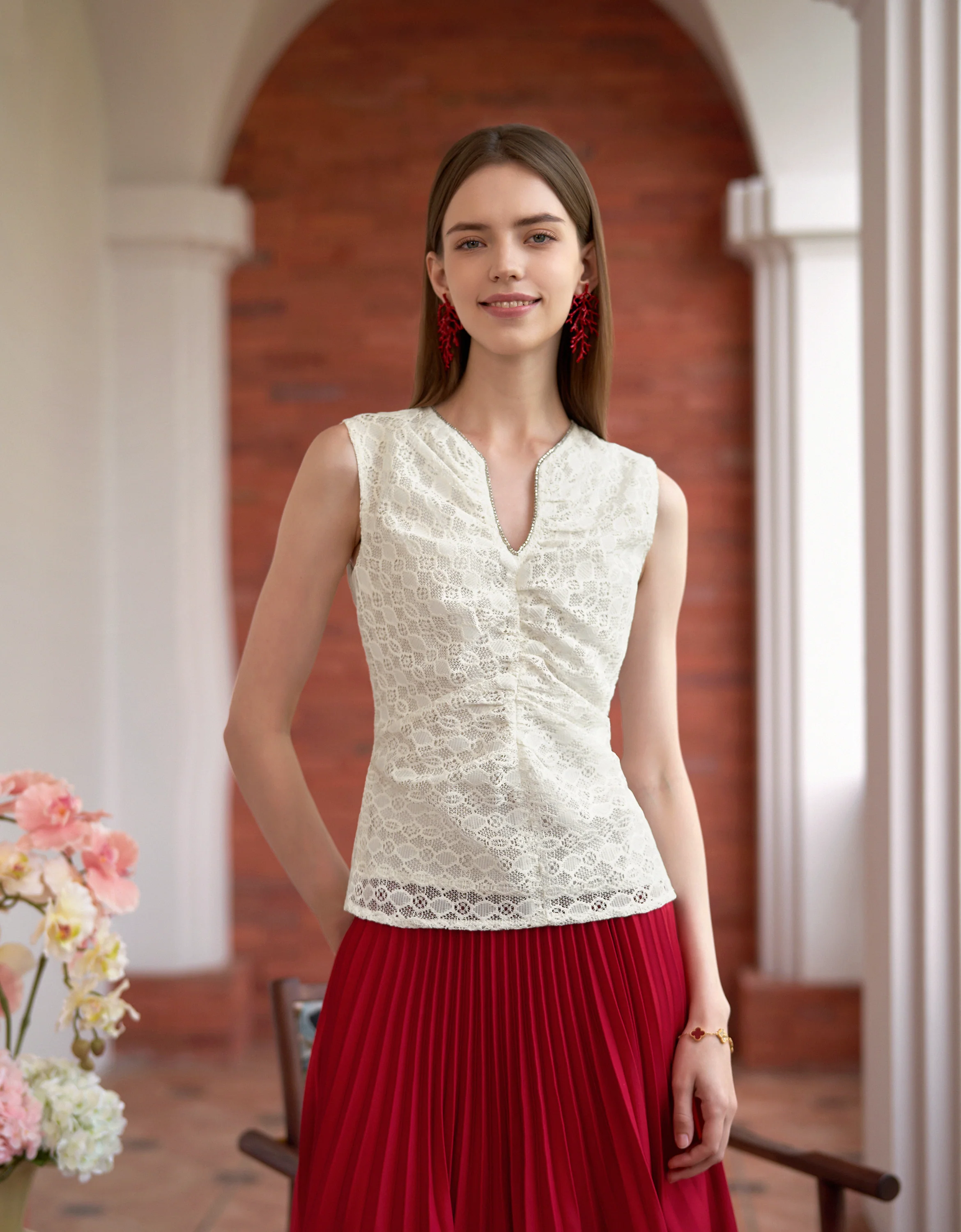Keyhole Neckline Ruched Front Lace Top - Image 2