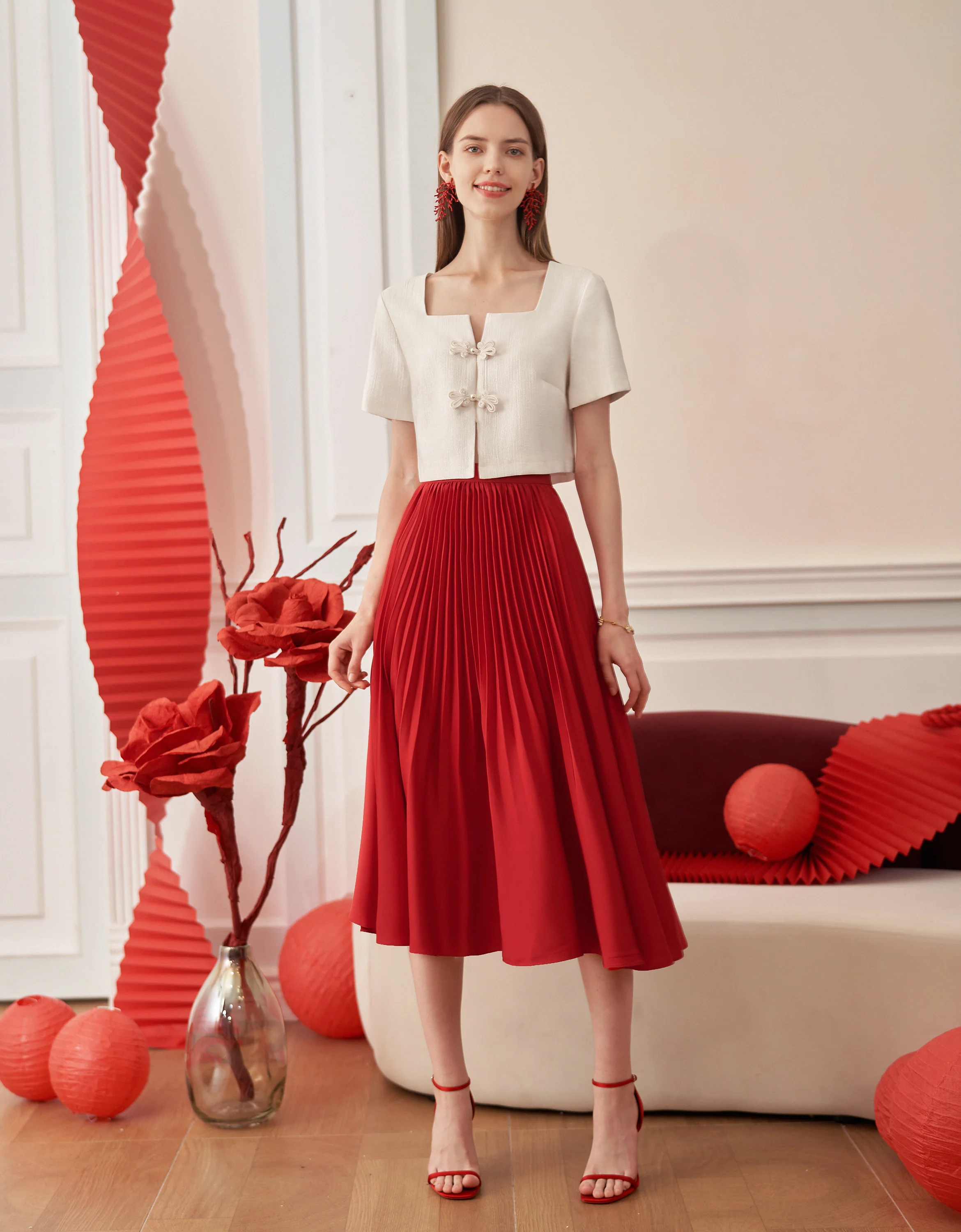 Mandarin Knot Button Short Sleeve Cropped Top - Image 9