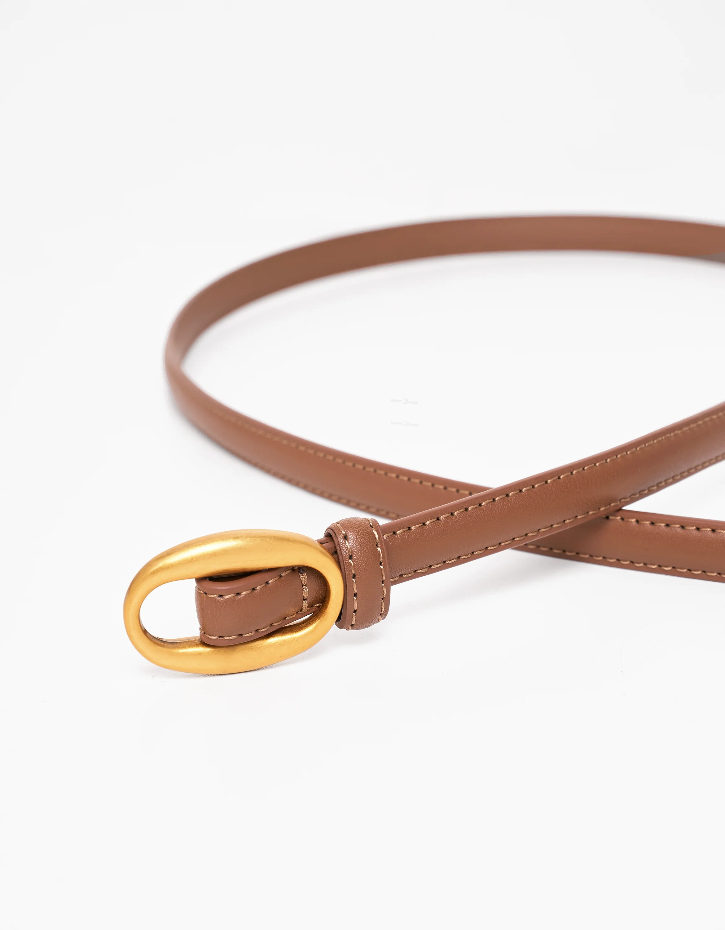 Oval Buckle Thin Leather Belt - Image 2