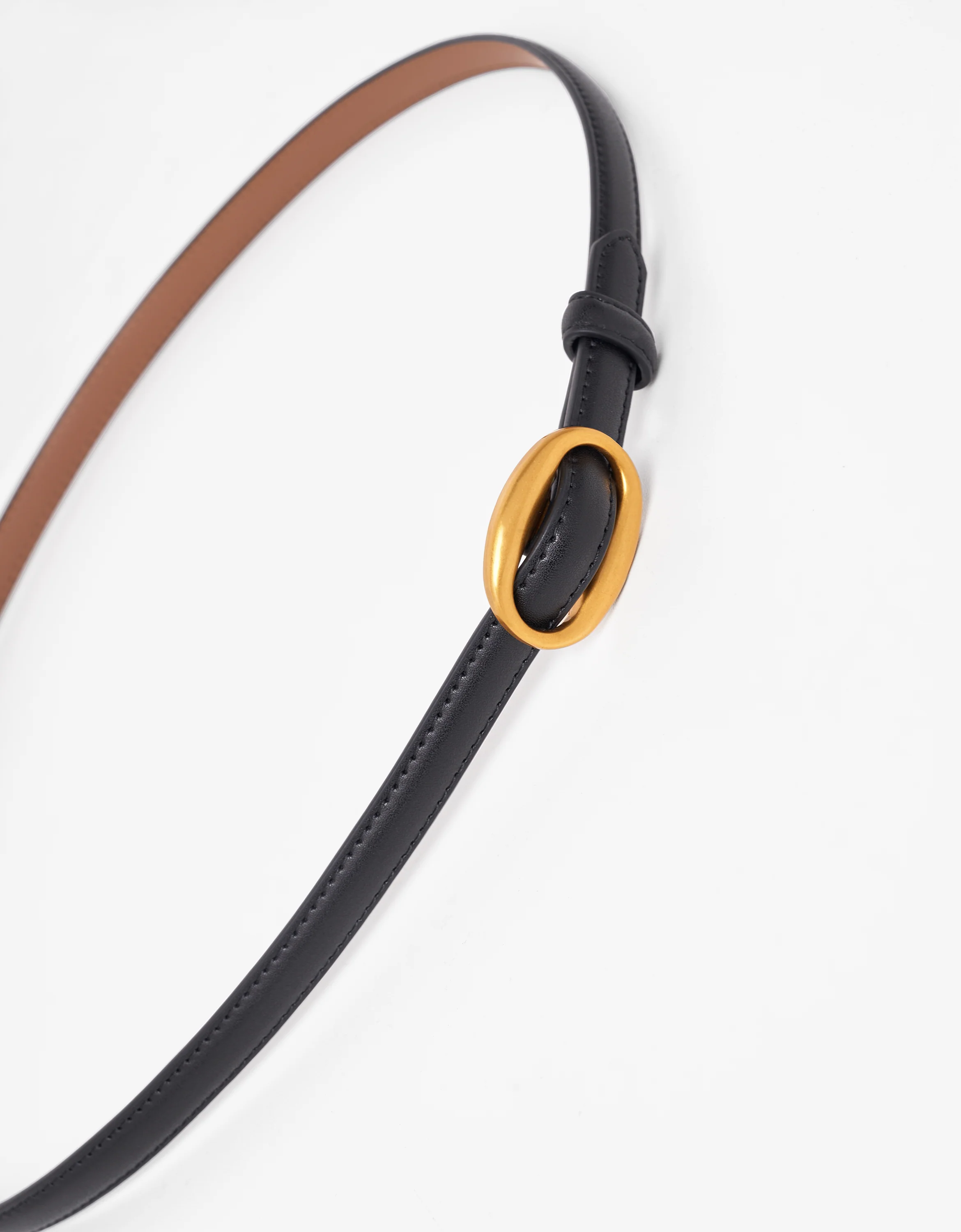 Oval Buckle Thin Leather Belt - Image 6
