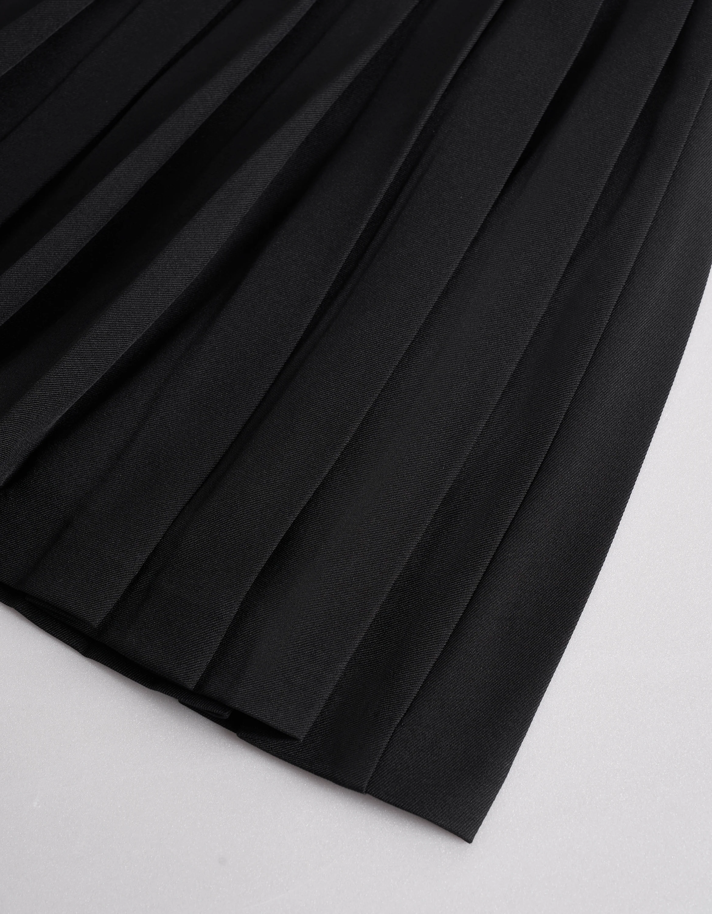 Pleated A-line Belted Skirt - Image 7
