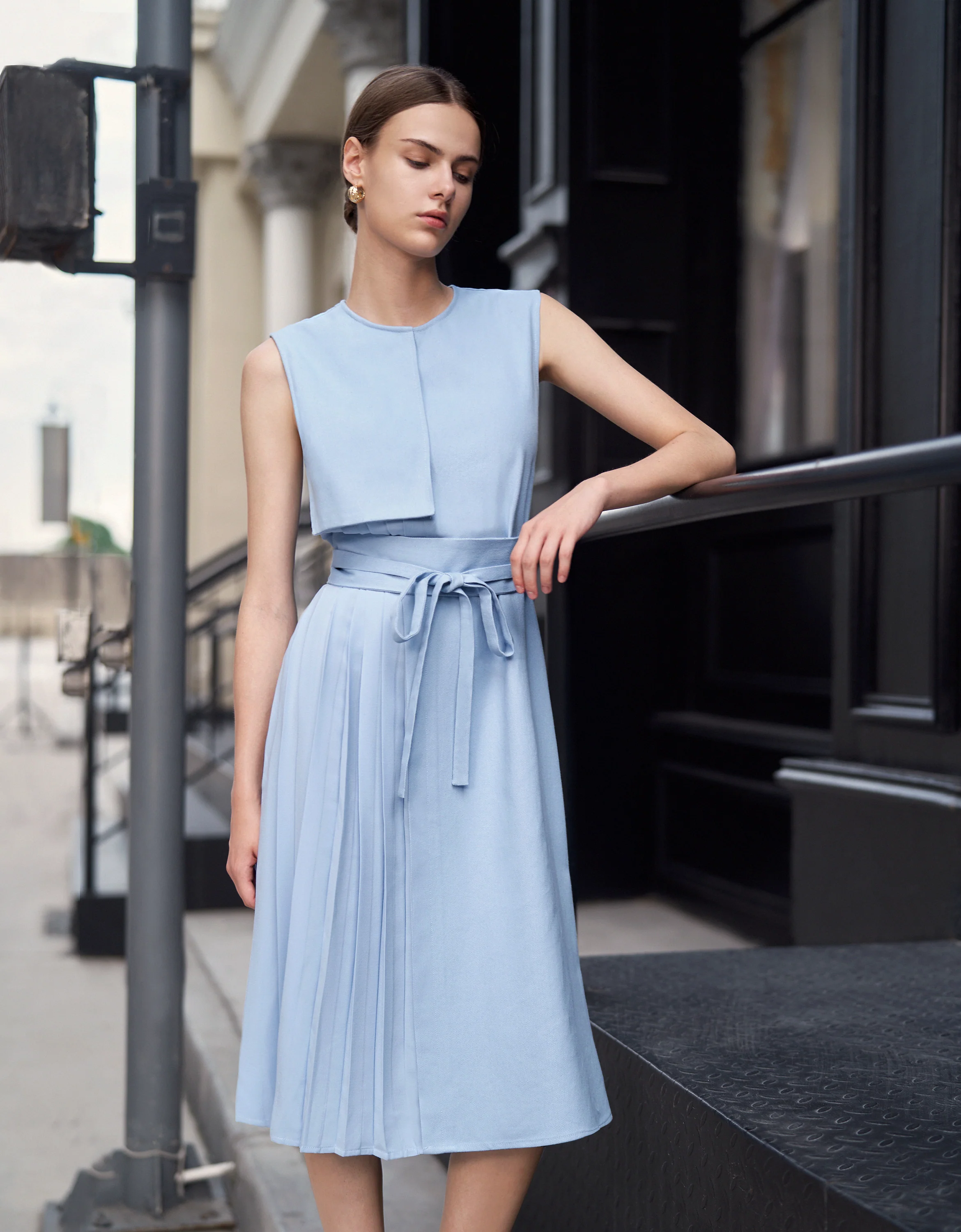 Pleated Panel Denim Midi Dress - Image 17