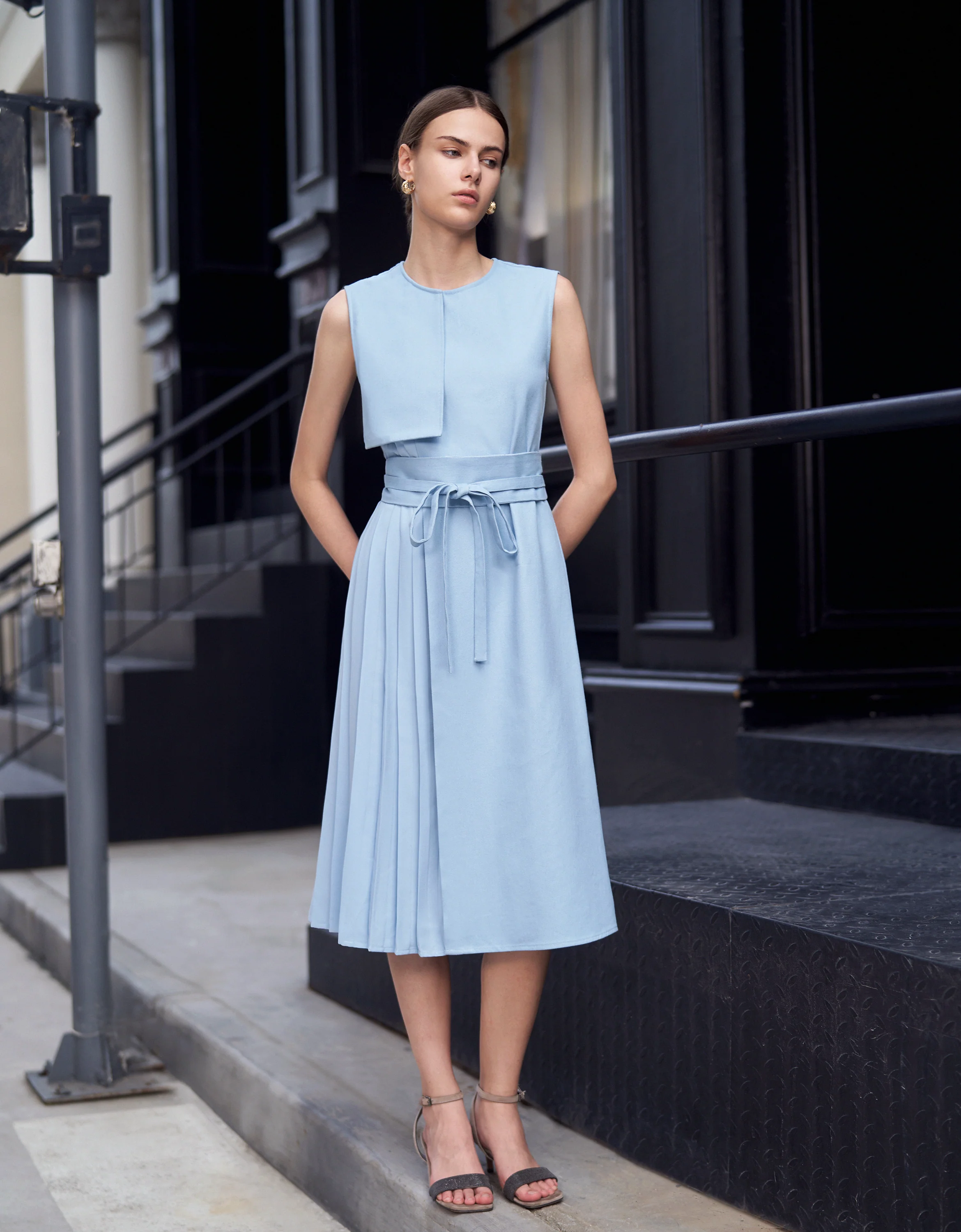 Pleated Panel Denim Midi Dress - Image 18