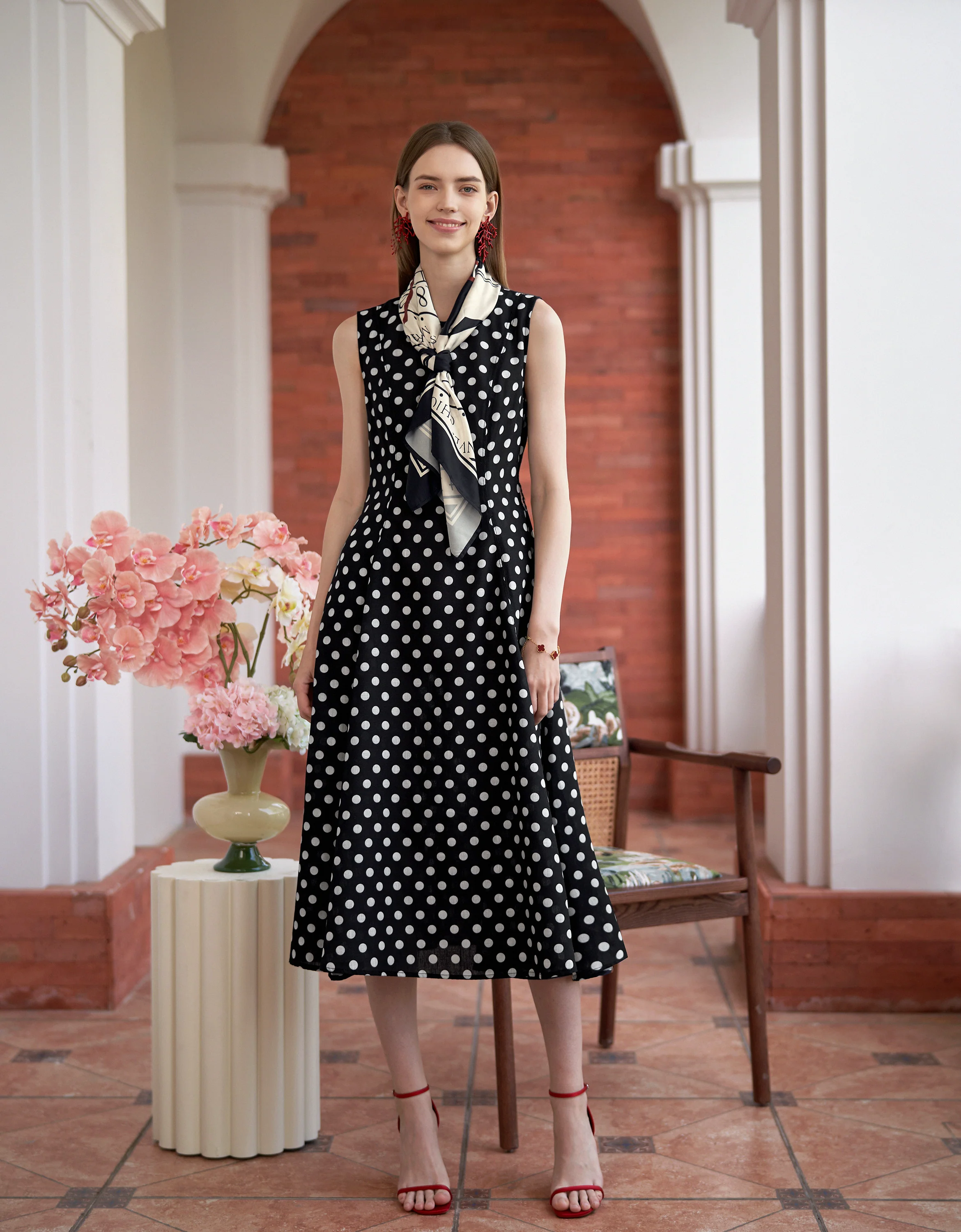 Polka Dot Round Neck Sleeveless Dress - Image 3