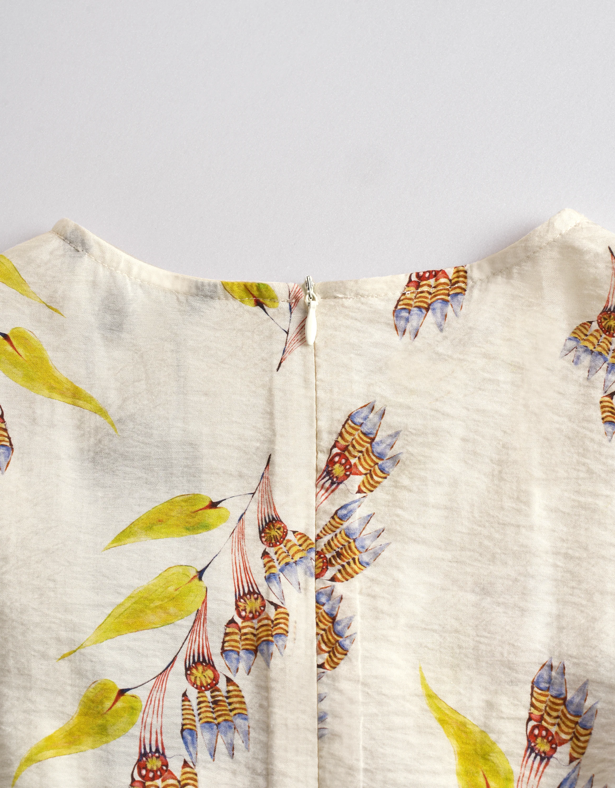 Round Neck Ruffle Sleeve Printed Top - Image 7