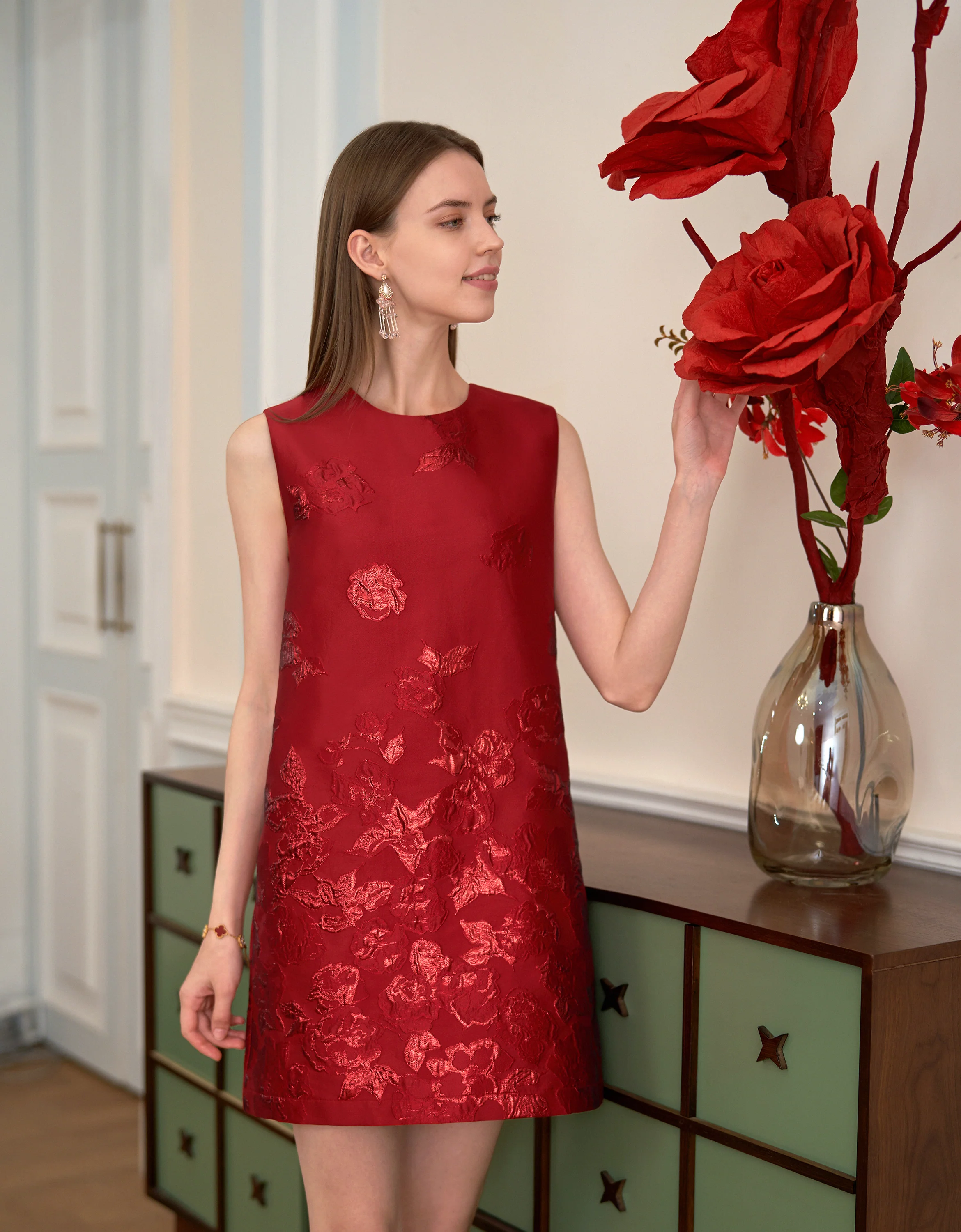 Round Neck Sleeveless Jacquard Dress - Image 8