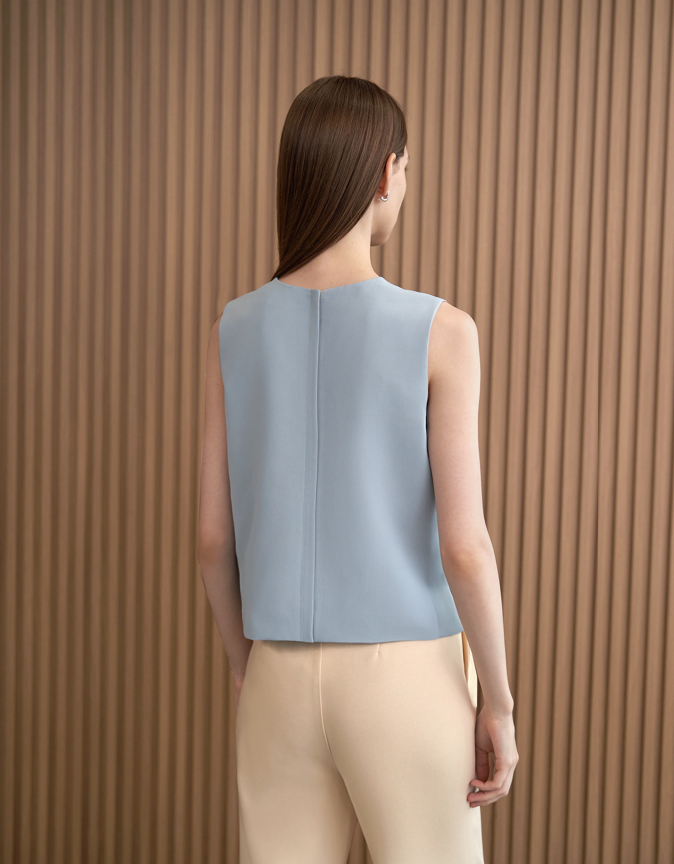 Round Neck Sleeveless Top - Image 13