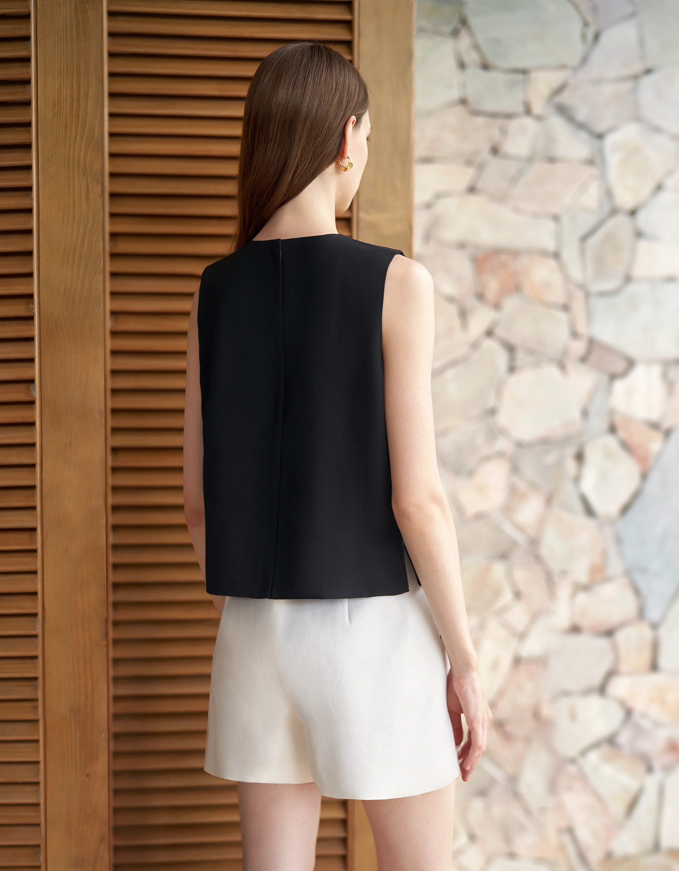 Round Neck Sleeveless Top - Image 26