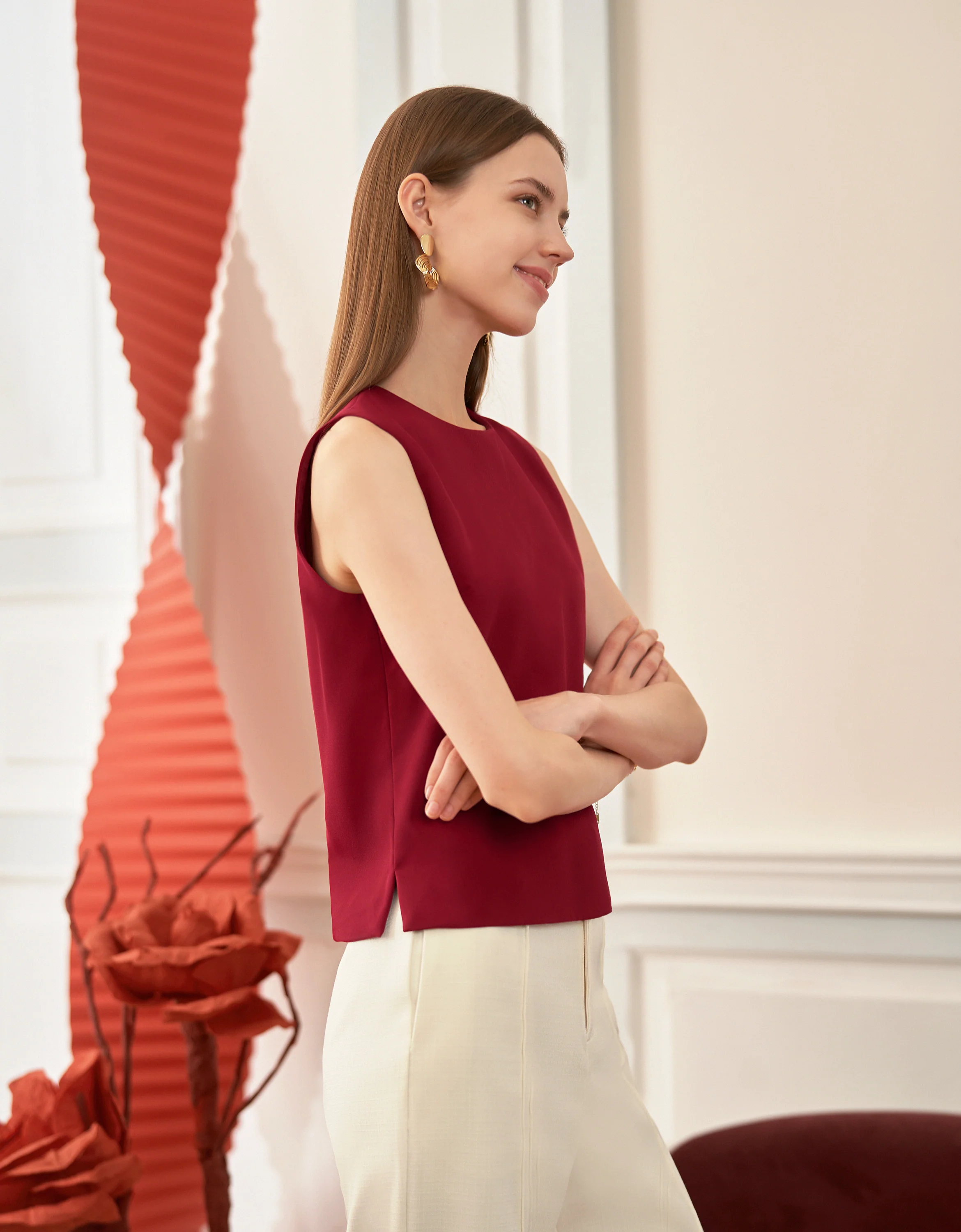 Round Neck Sleeveless Top - Image 4