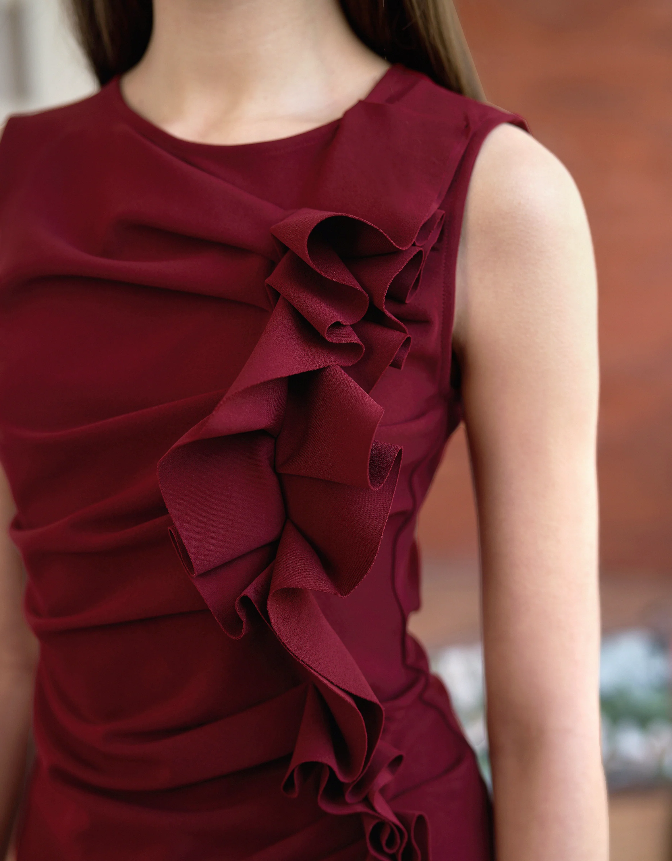 Ruffled Front Round Neck Sleeveless Top - Image 4