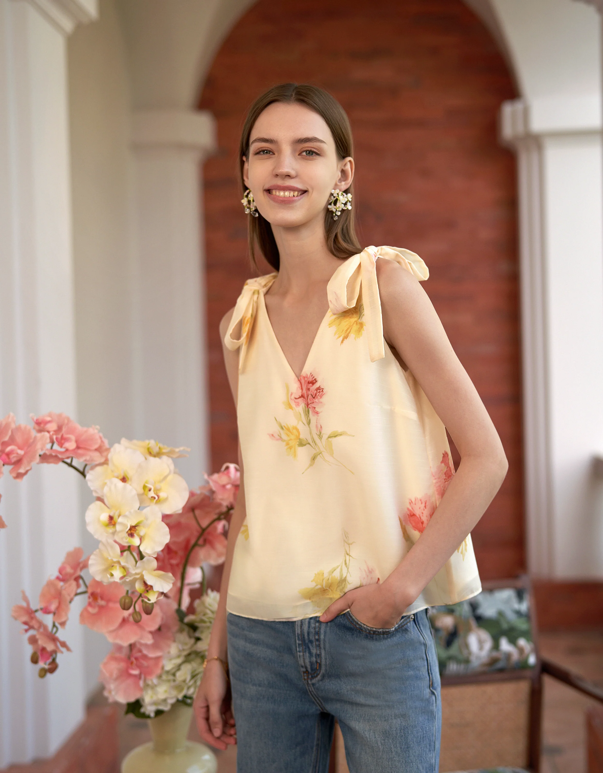 Shoulder Bow Floral Print V-neck Top - Image 2