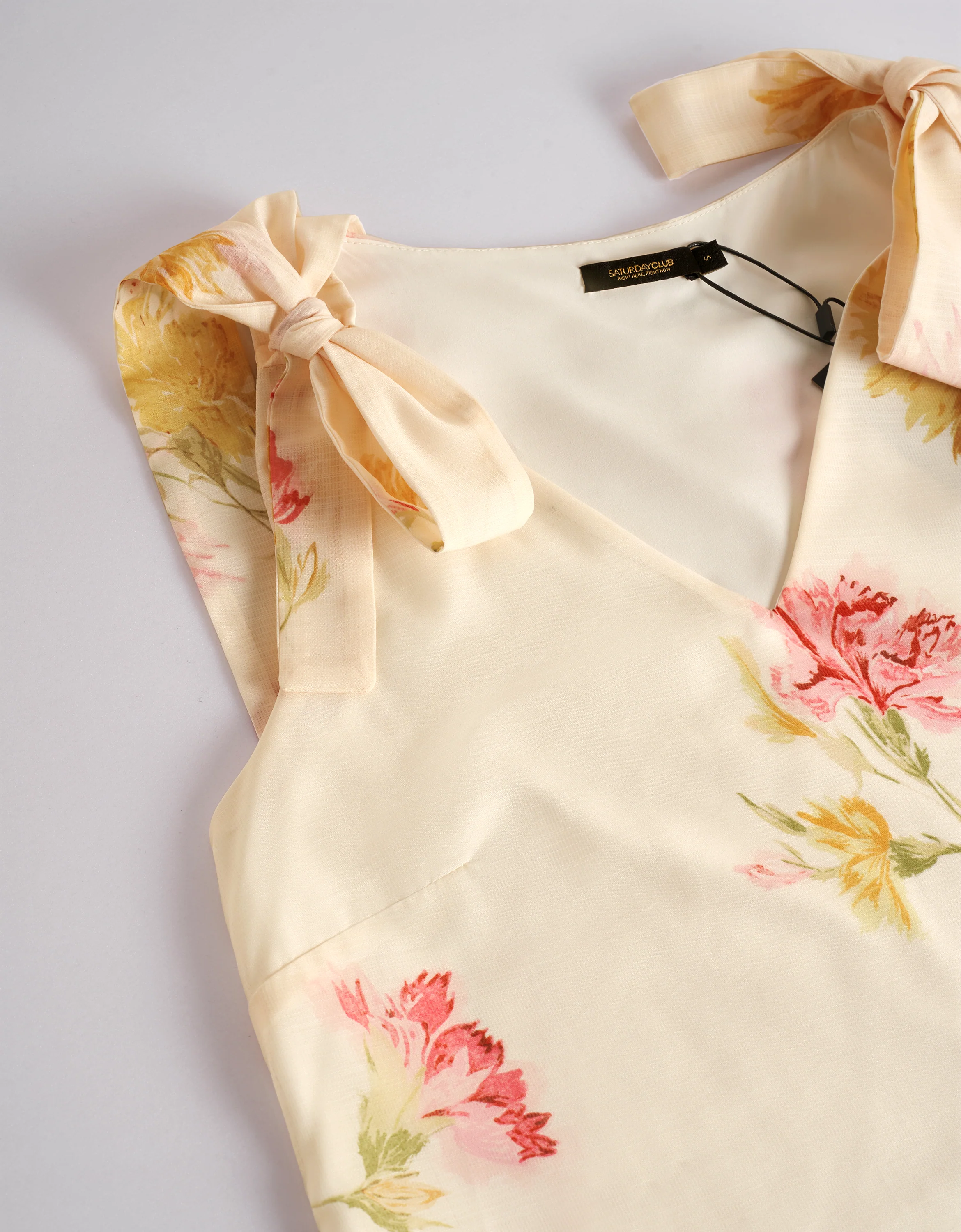 Shoulder Bow Floral Print V-neck Top - Image 5