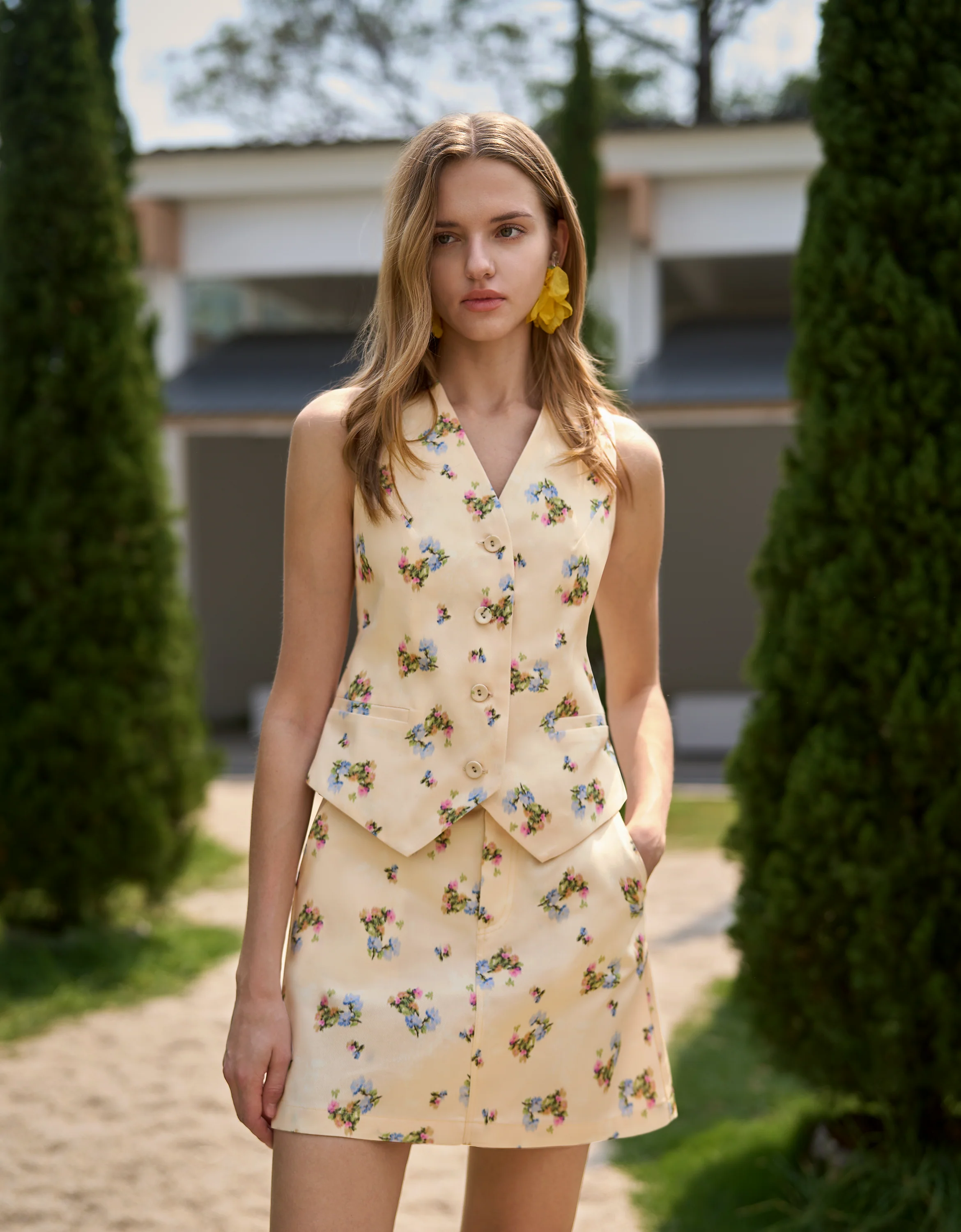 Side Pockets Floral Print Skirt - Image 5