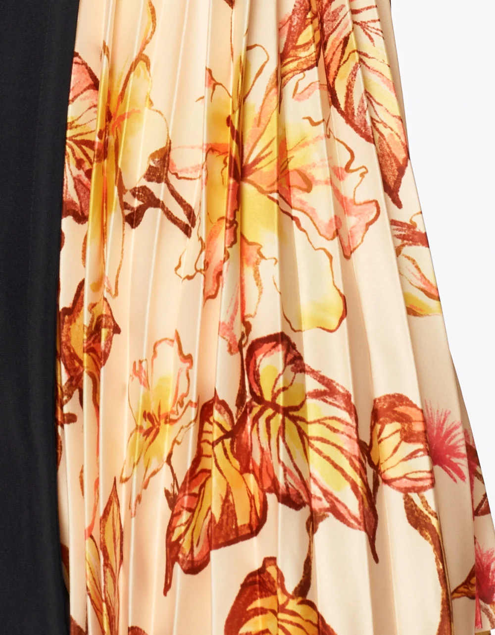Side Printed Pleated Shift Dress - Image 100