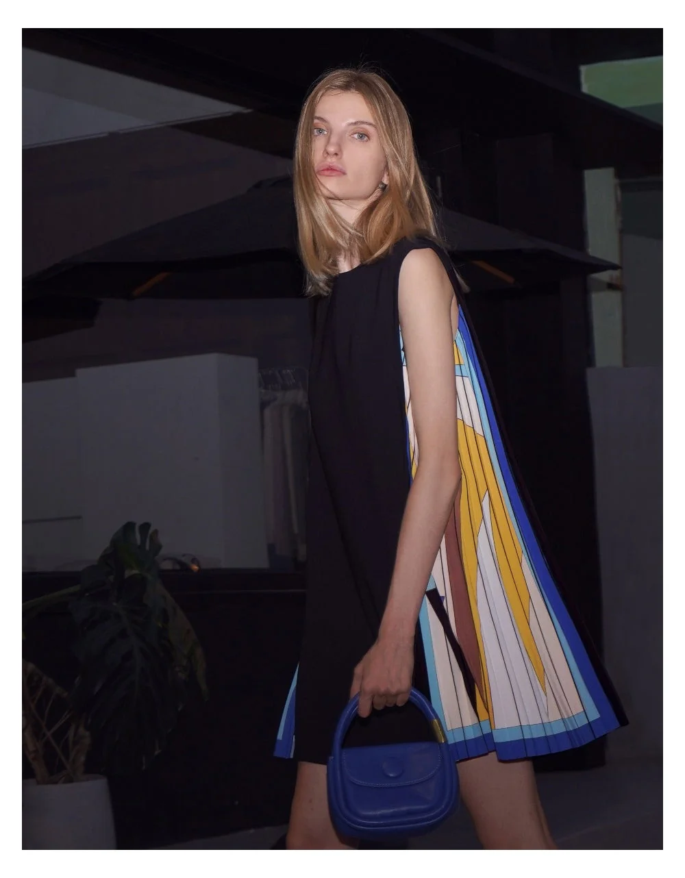 Side Printed Pleated Shift Dress - Image 30