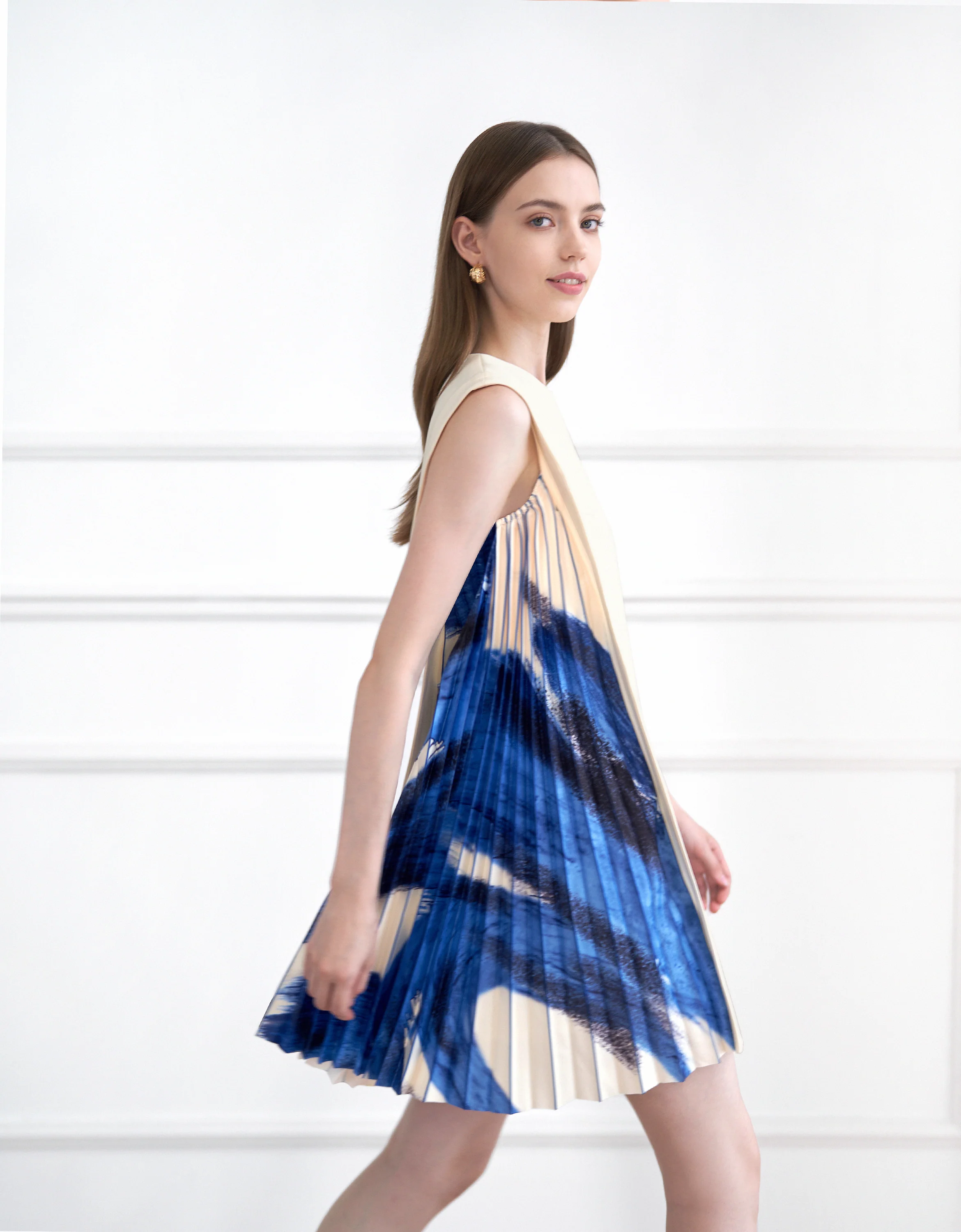 Side Printed Pleated Shift Dress - Image 48