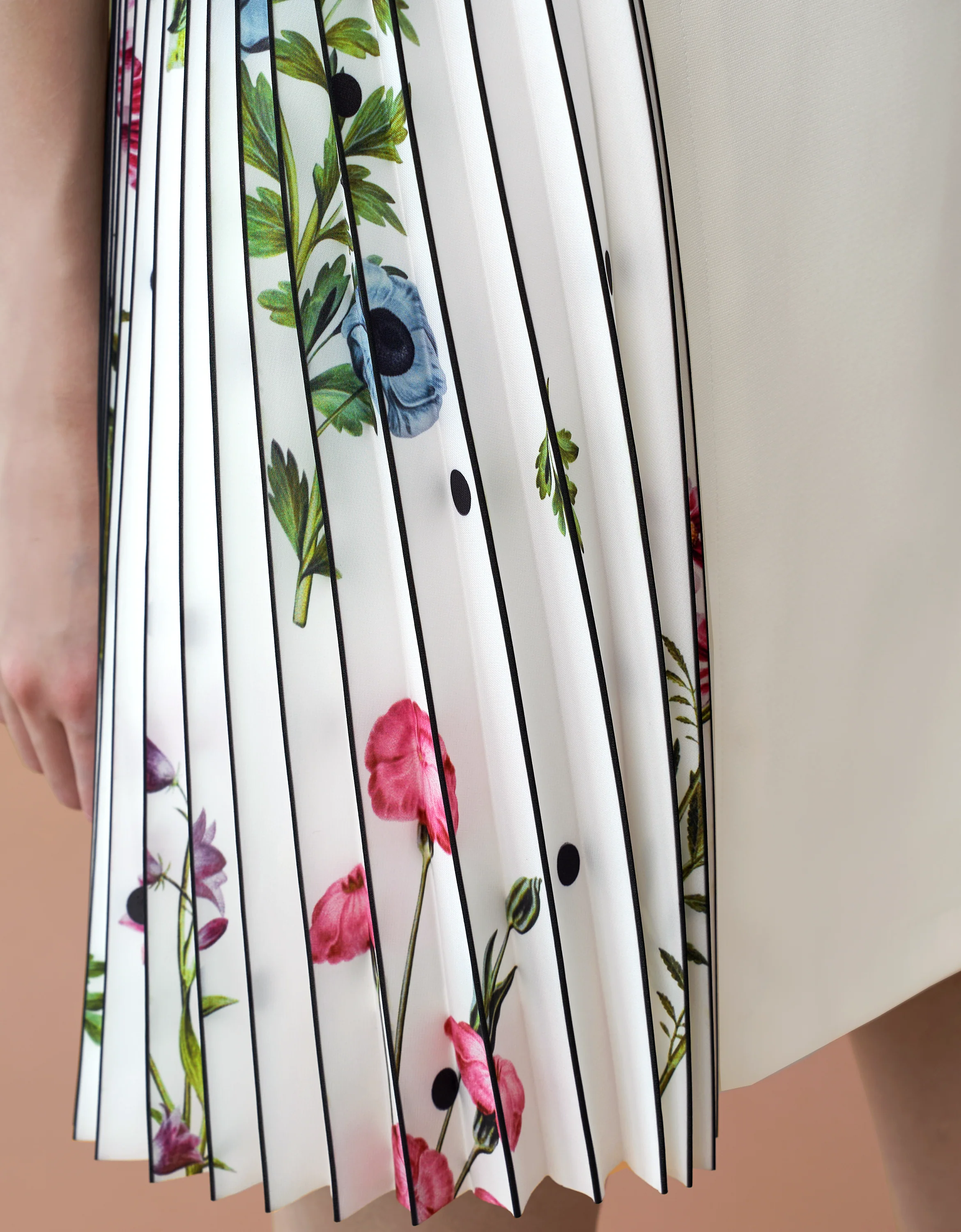 Side Printed Pleated Shift Dress - Image 87
