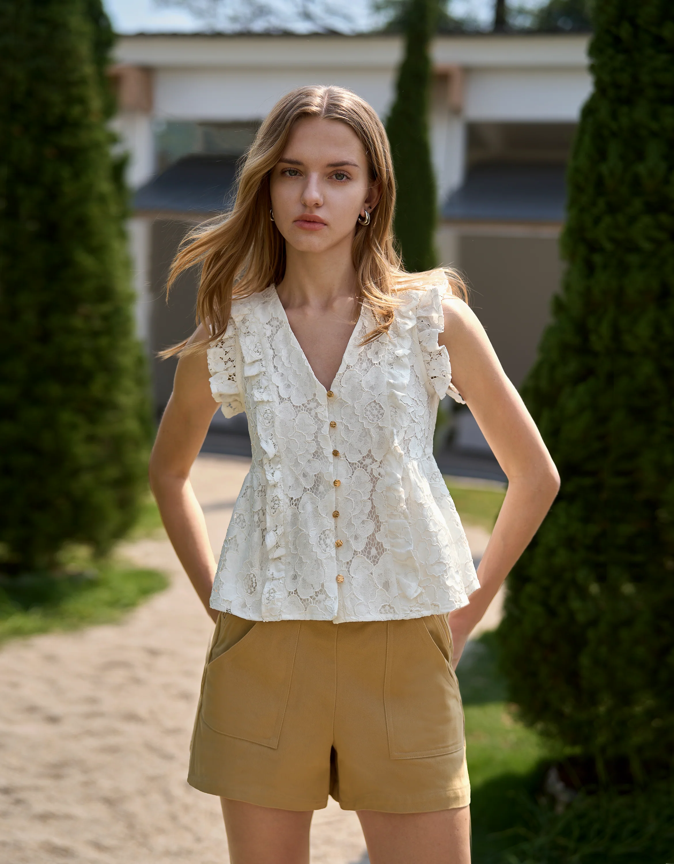 Side Zip Large Pocket Cotton Shorts - Image 2