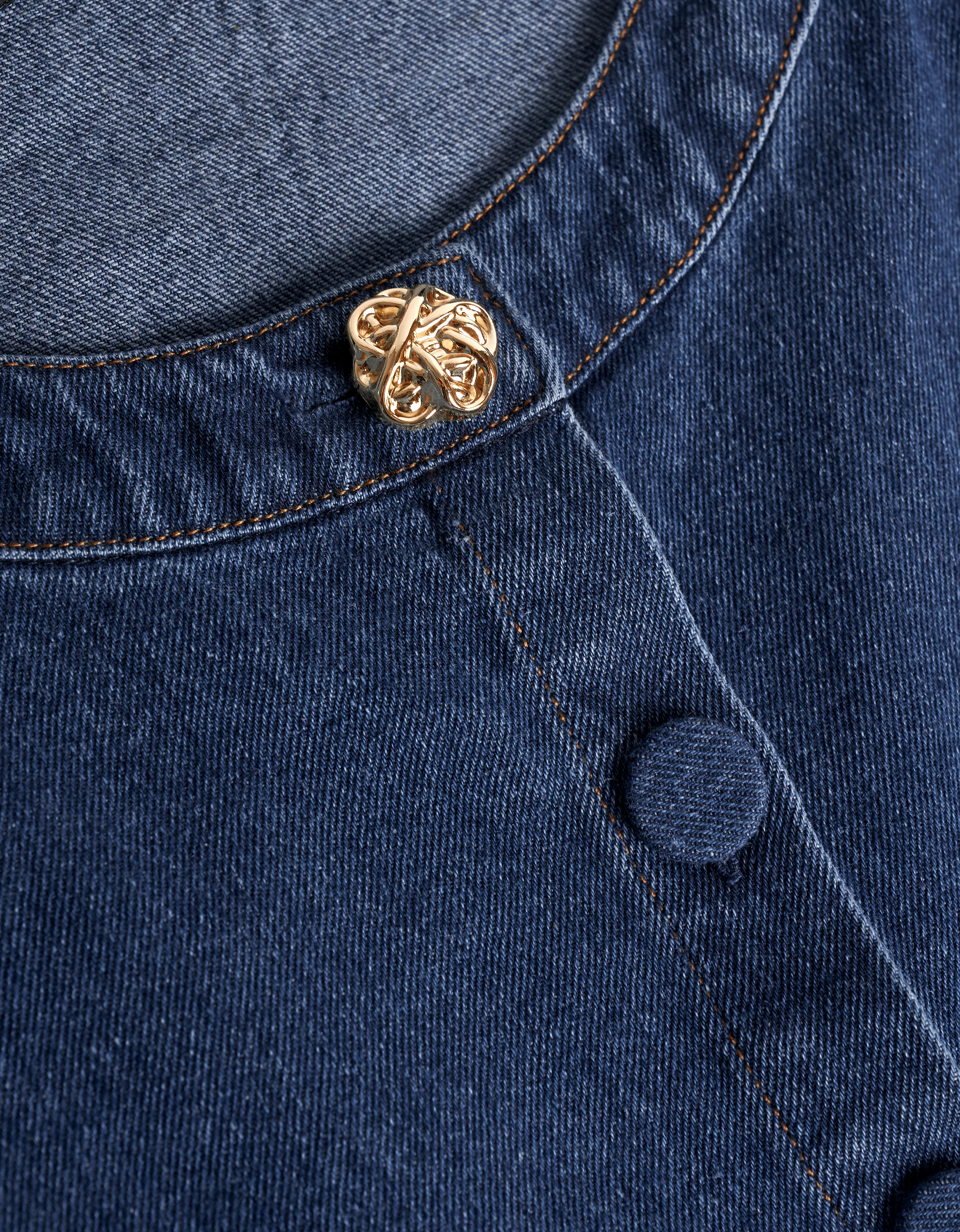 Sleeveless Button Front Denim Top - Image 8