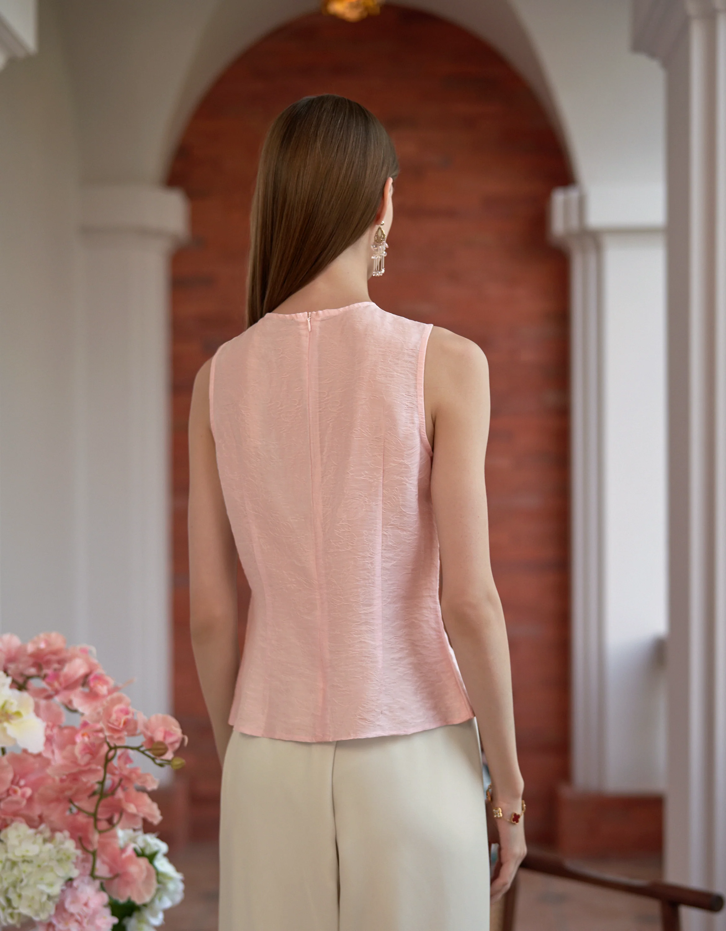 Tencel-blend Jacquard Pleated Sleeveless Top - Image 4